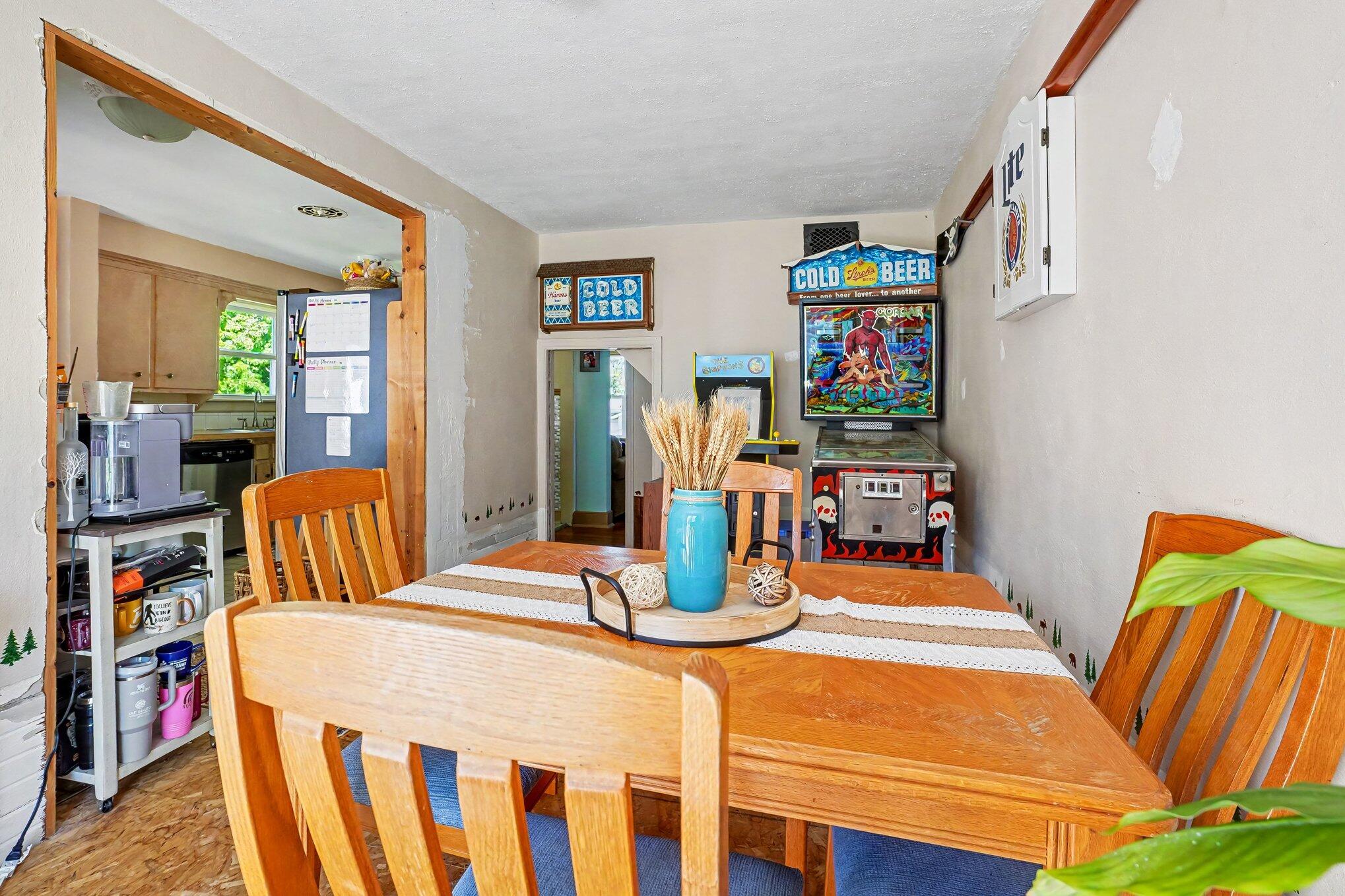 1124 Lakeview Drive Portage MI 49002
