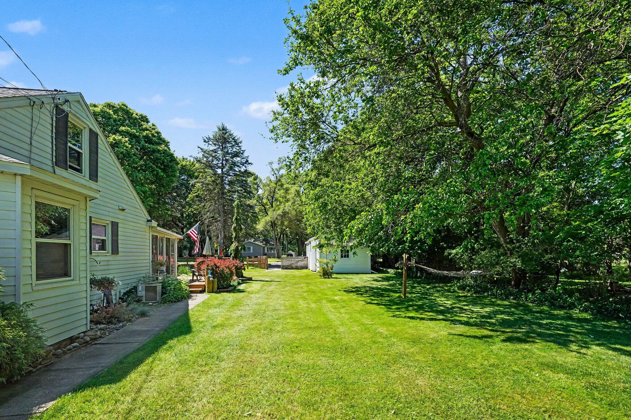 1124 Lakeview Drive Portage MI 49002