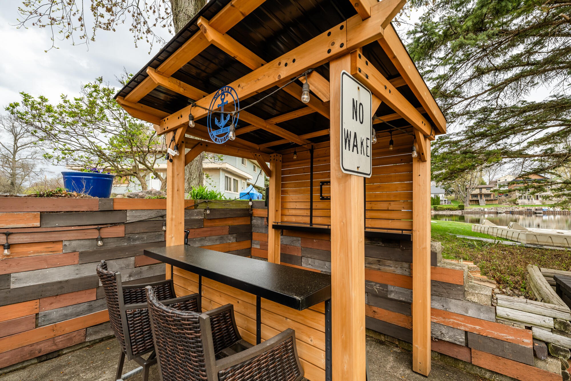 6950 Shore Drive Coloma MI 49038