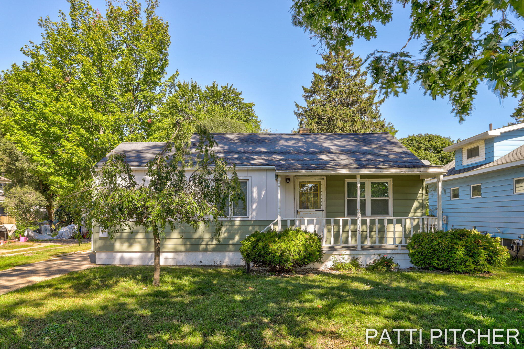 1531 Pennoyer Avenue Grand Haven MI 49417