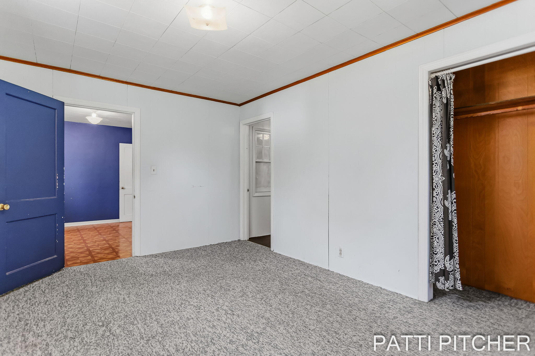 1531 Pennoyer Avenue Grand Haven MI 49417