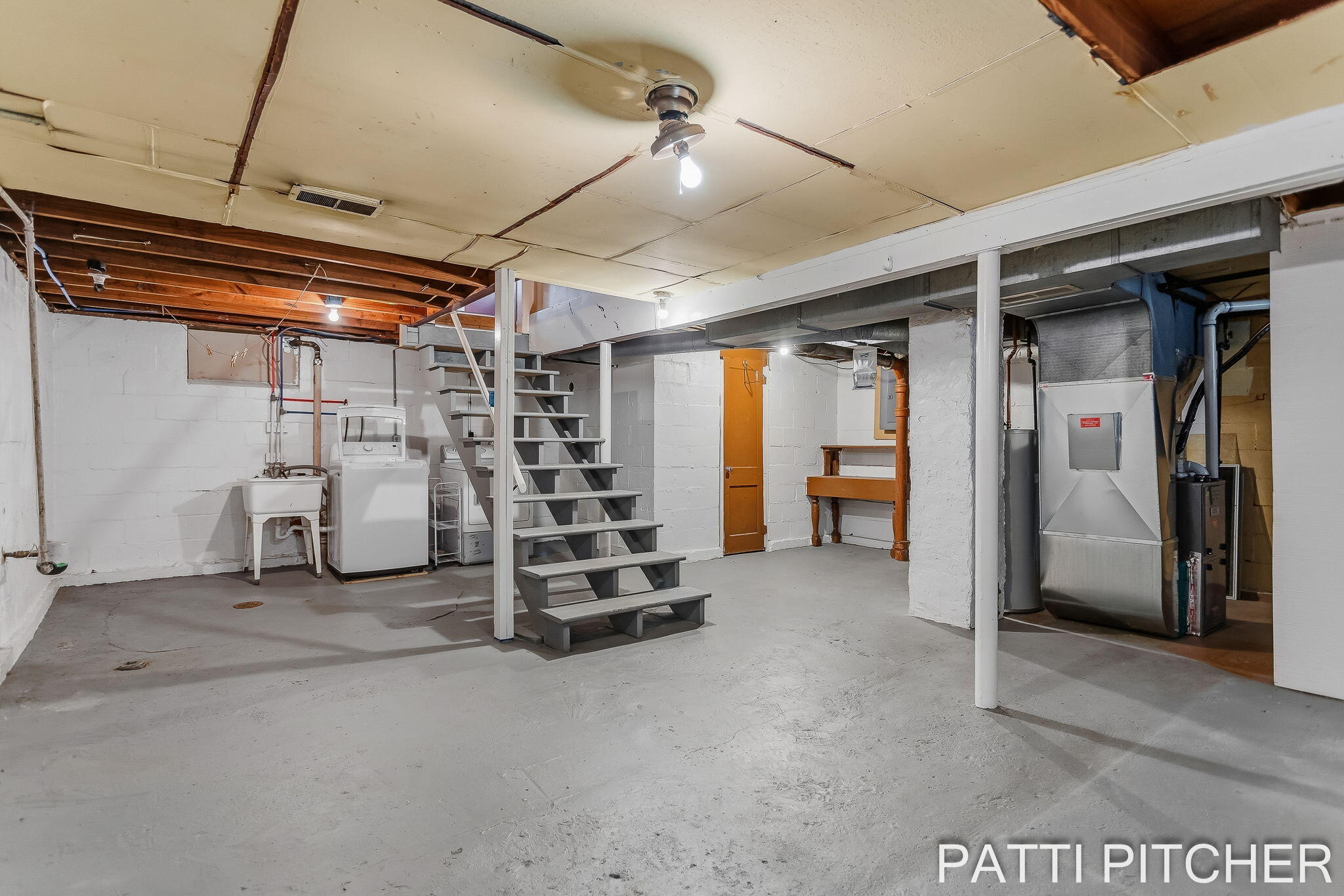 1531 Pennoyer Avenue Grand Haven MI 49417