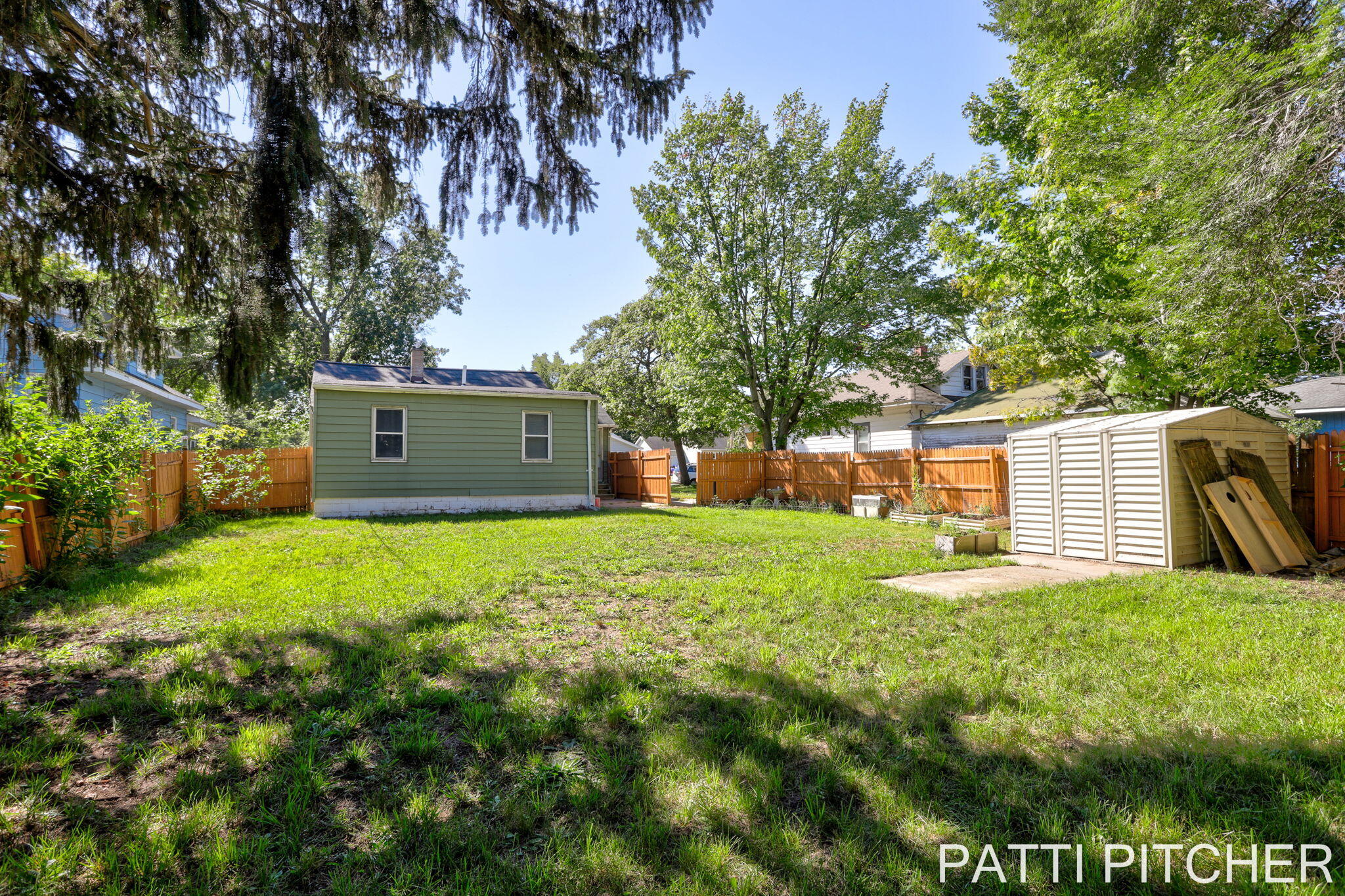 1531 Pennoyer Avenue Grand Haven MI 49417