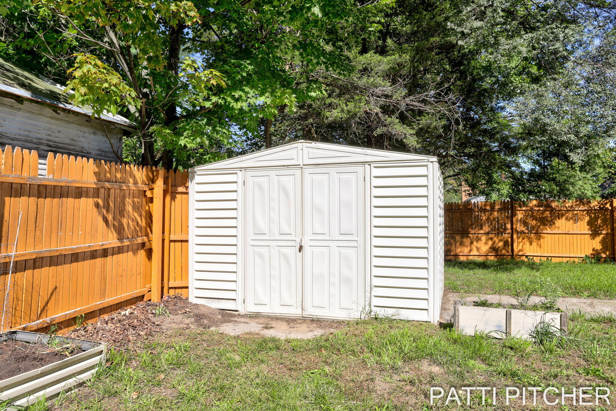 1531 Pennoyer Avenue Grand Haven MI 49417
