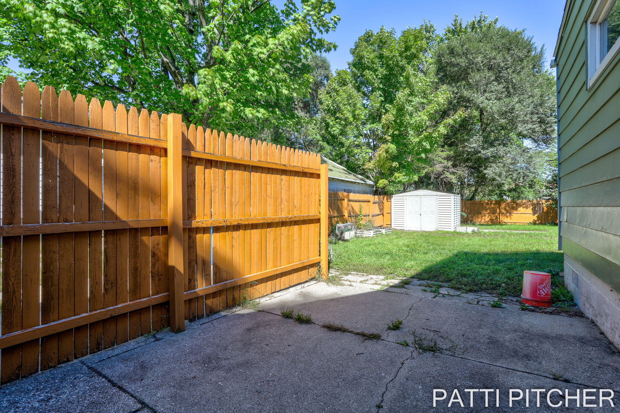 1531 Pennoyer Avenue Grand Haven MI 49417