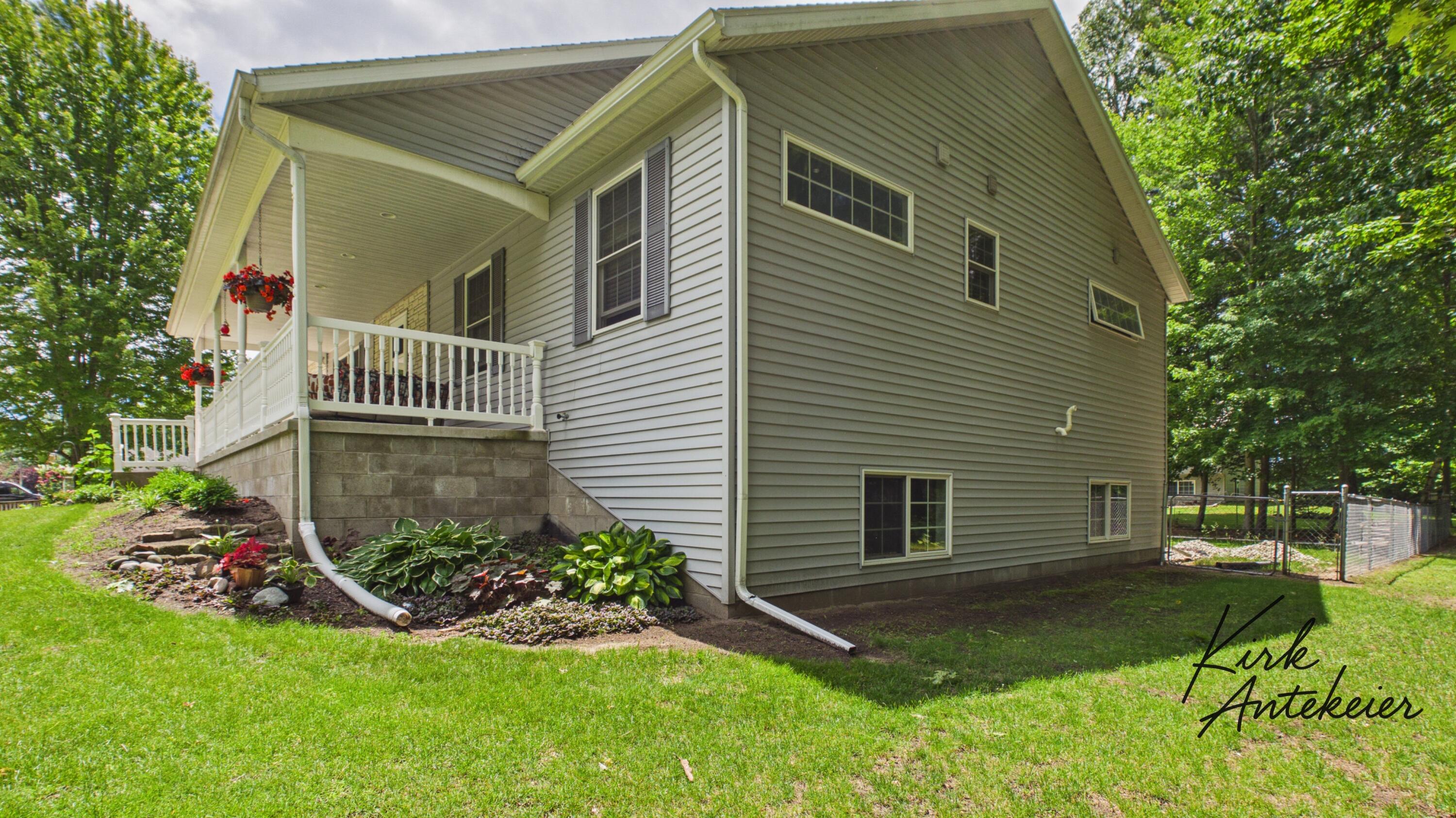 1663 Hansen Street Muskegon MI 49445