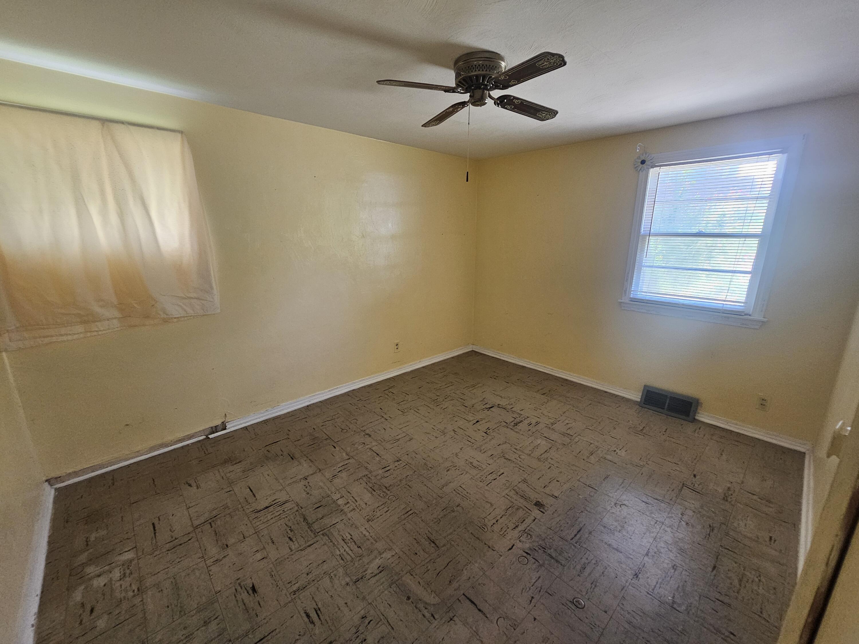2439 S 13th Street Niles MI 49120