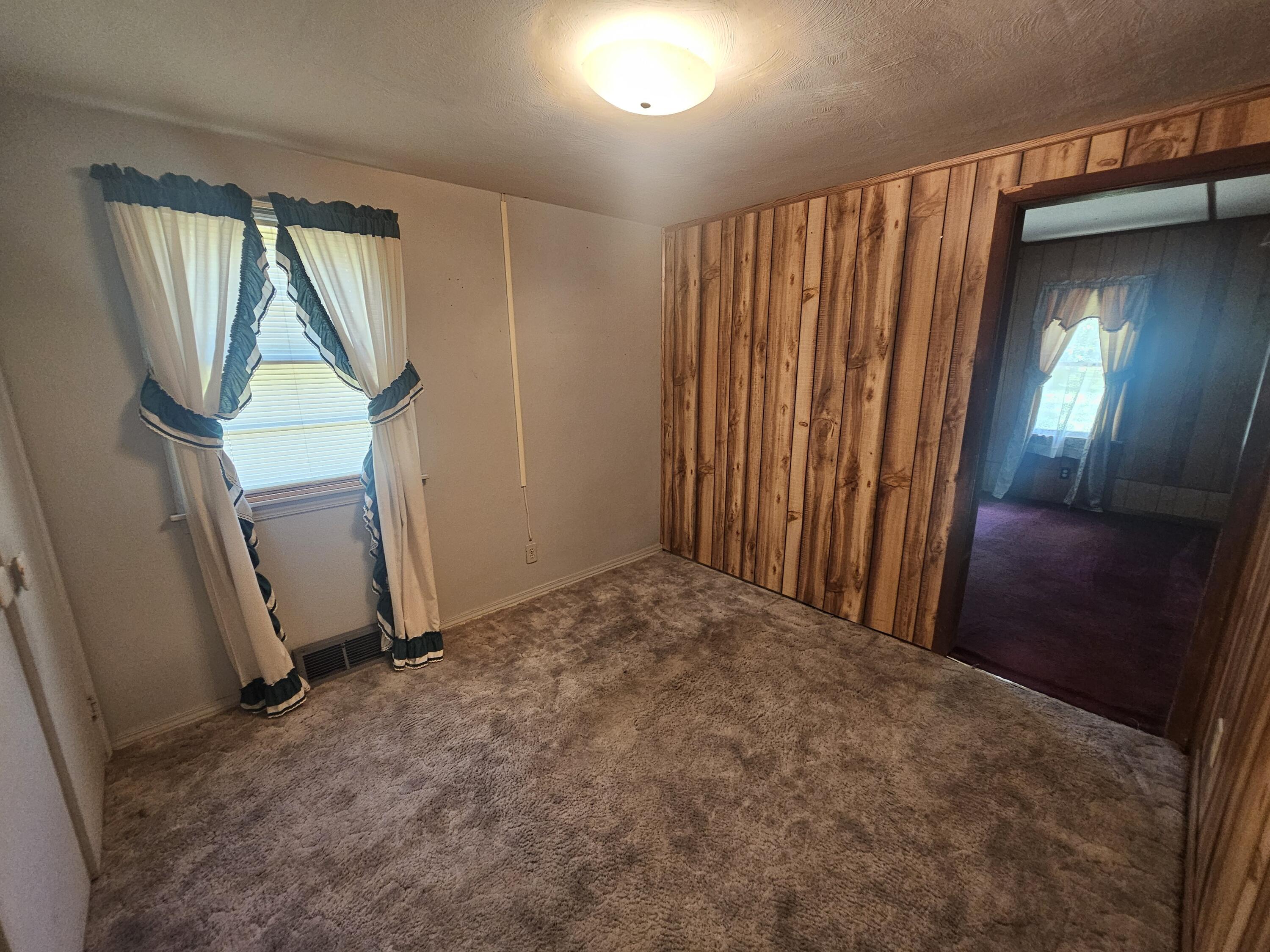 2439 S 13th Street Niles MI 49120