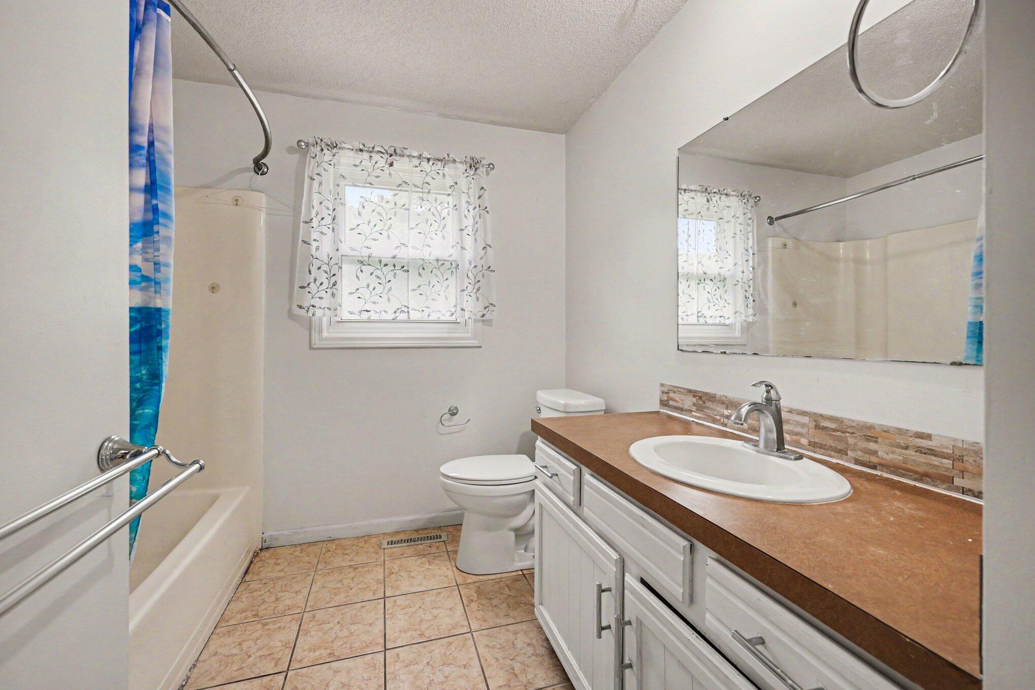 1915 Shorewood Drive Norton Shores MI 49441