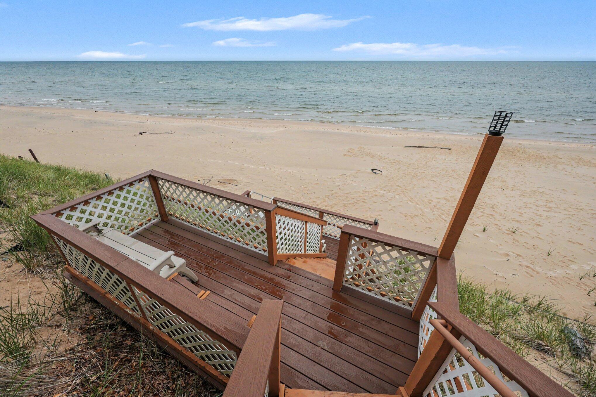 1915 Shorewood Drive Norton Shores MI 49441
