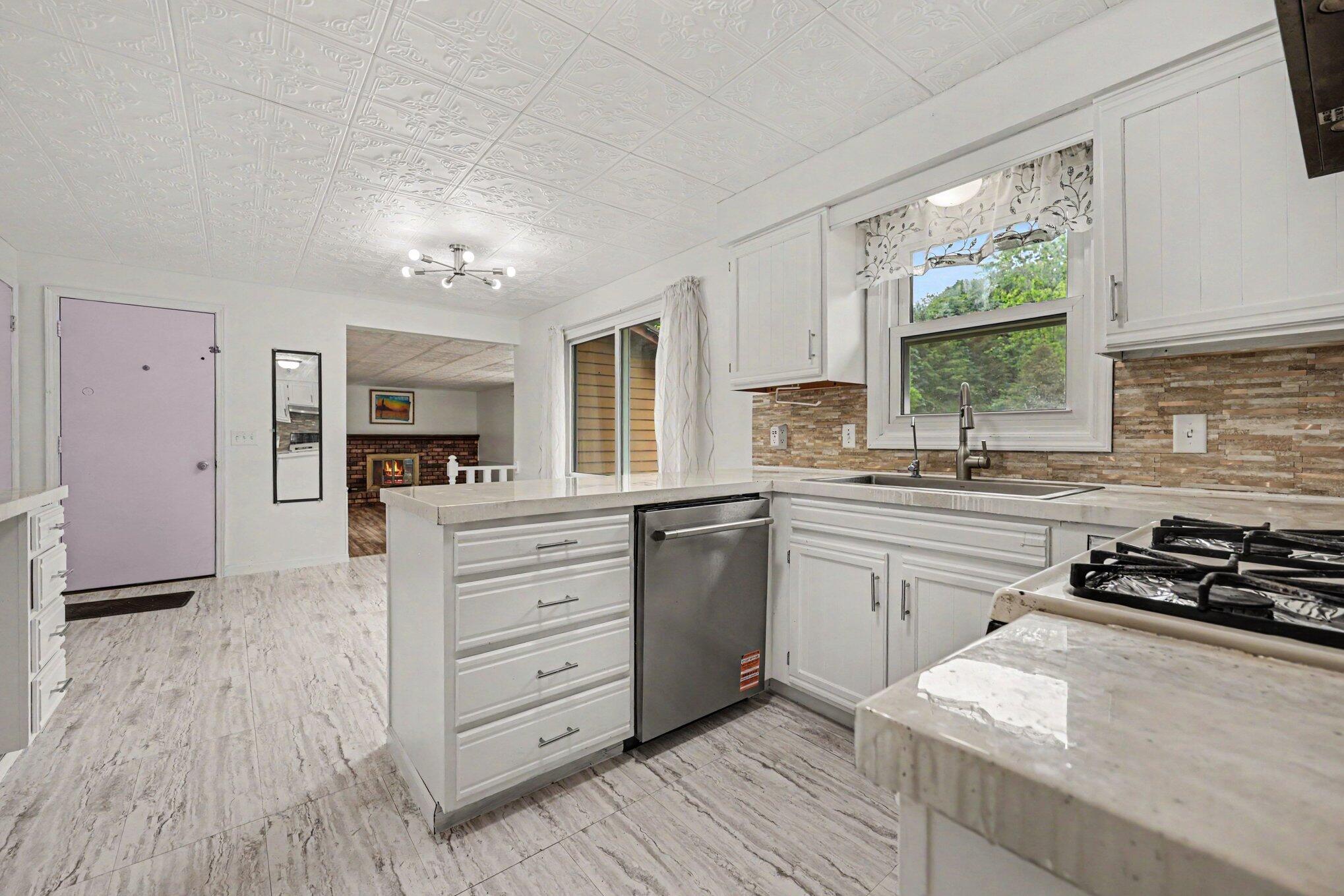 1915 Shorewood Drive Norton Shores MI 49441
