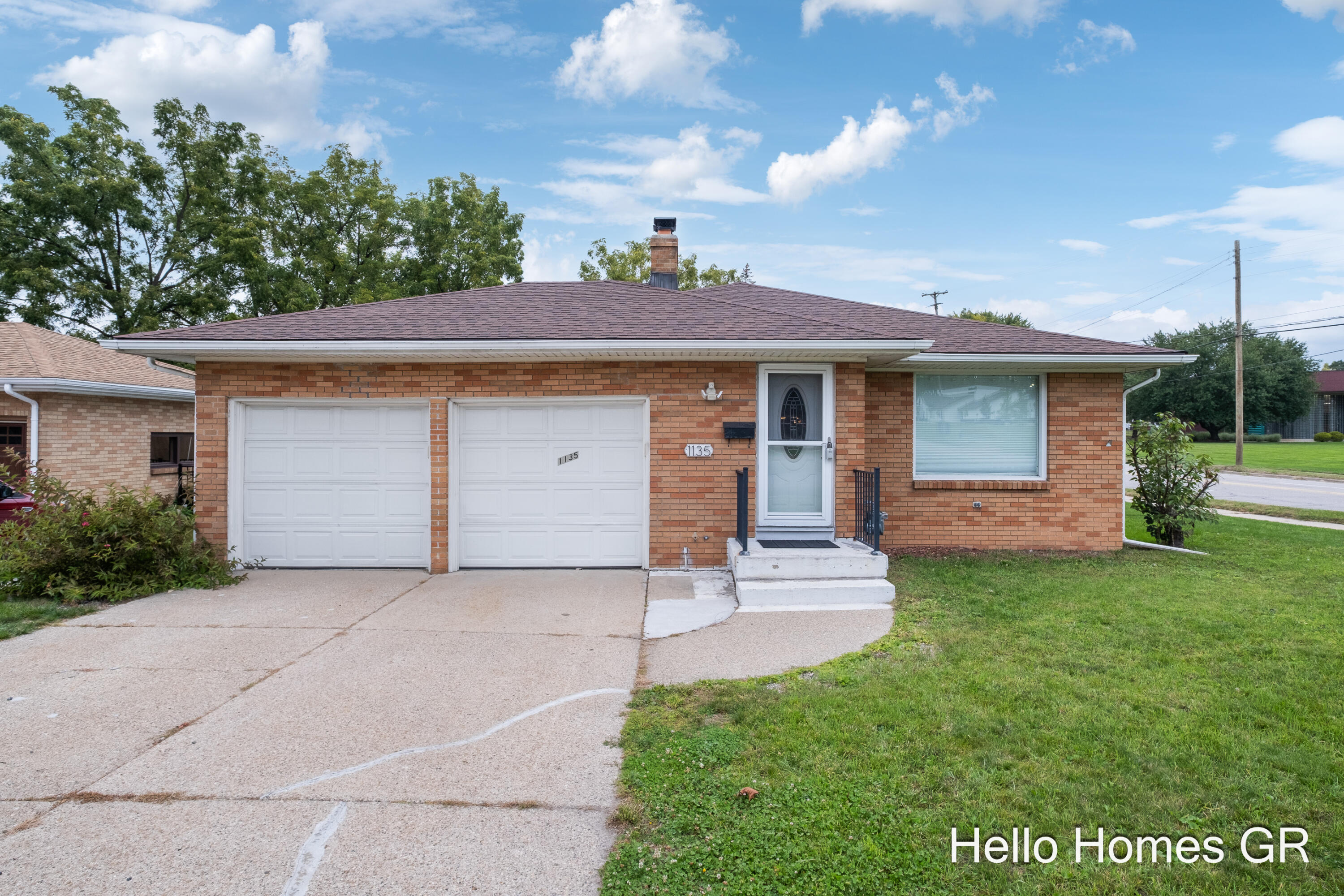 1135 Carrier Creek Boulevard NE Grand Rapids MI 49503