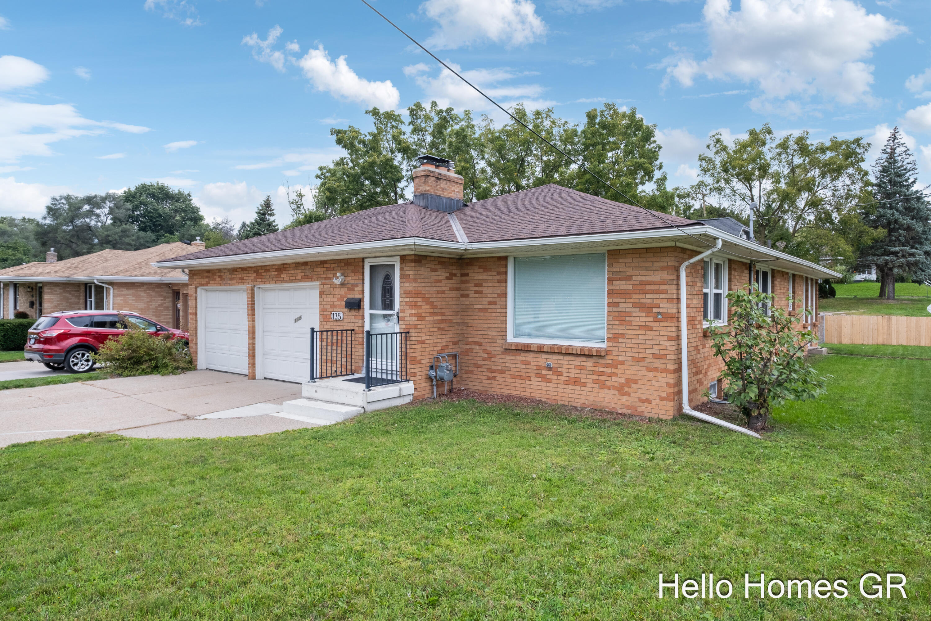 1135 Carrier Creek Boulevard NE Grand Rapids MI 49503