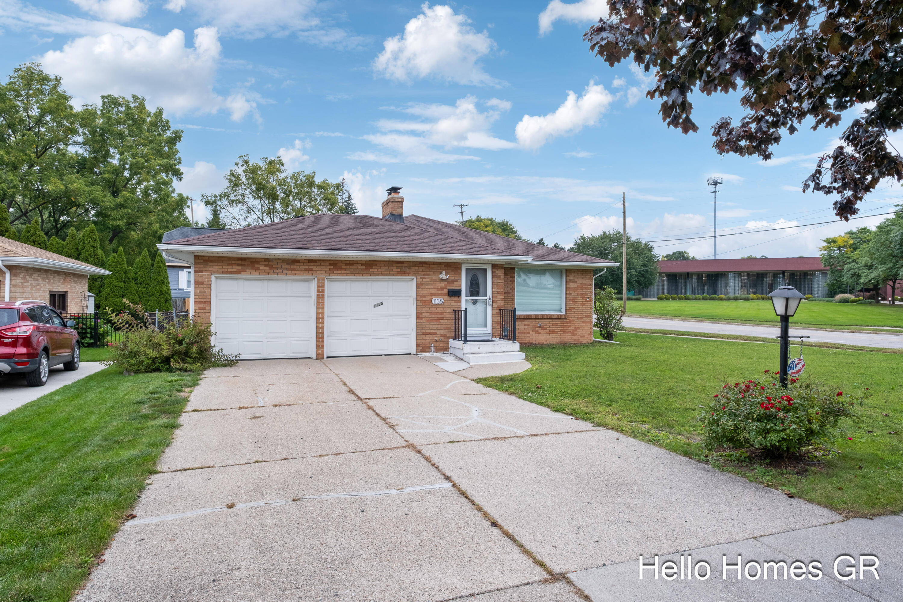 1135 Carrier Creek Boulevard NE Grand Rapids MI 49503