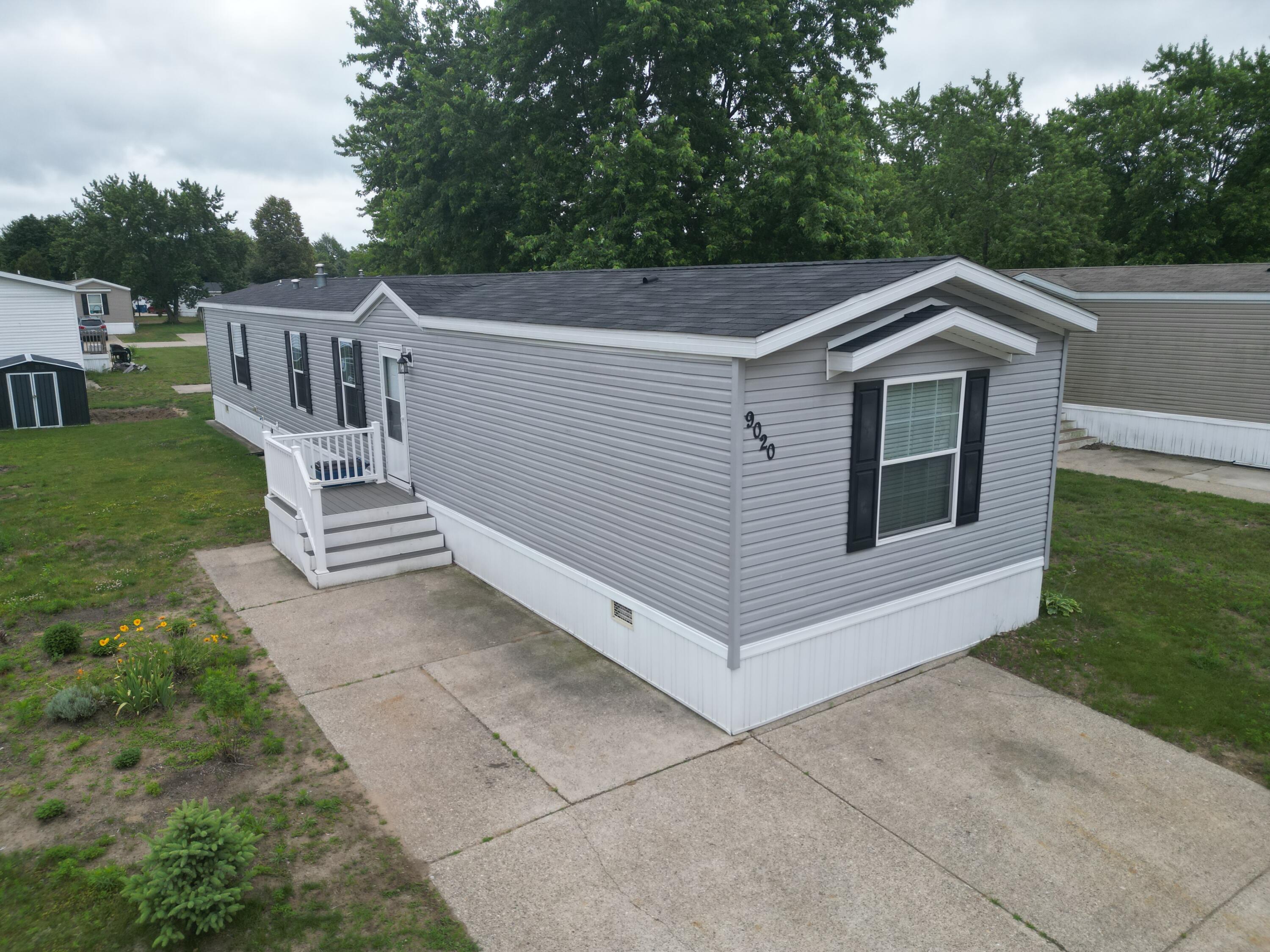 9020 4 Winds Lane W West Olive MI 49460