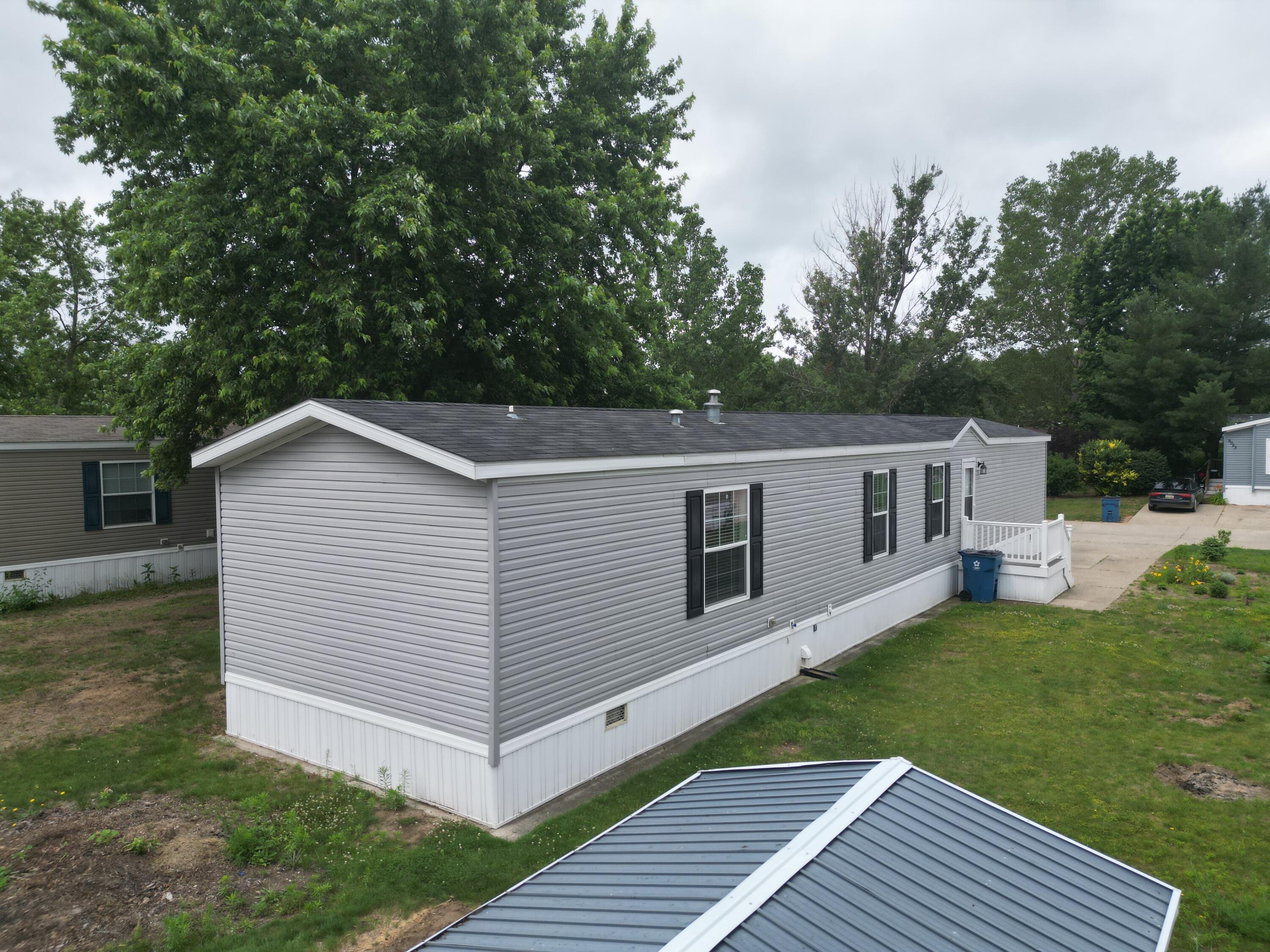 9020 4 Winds Lane W West Olive MI 49460
