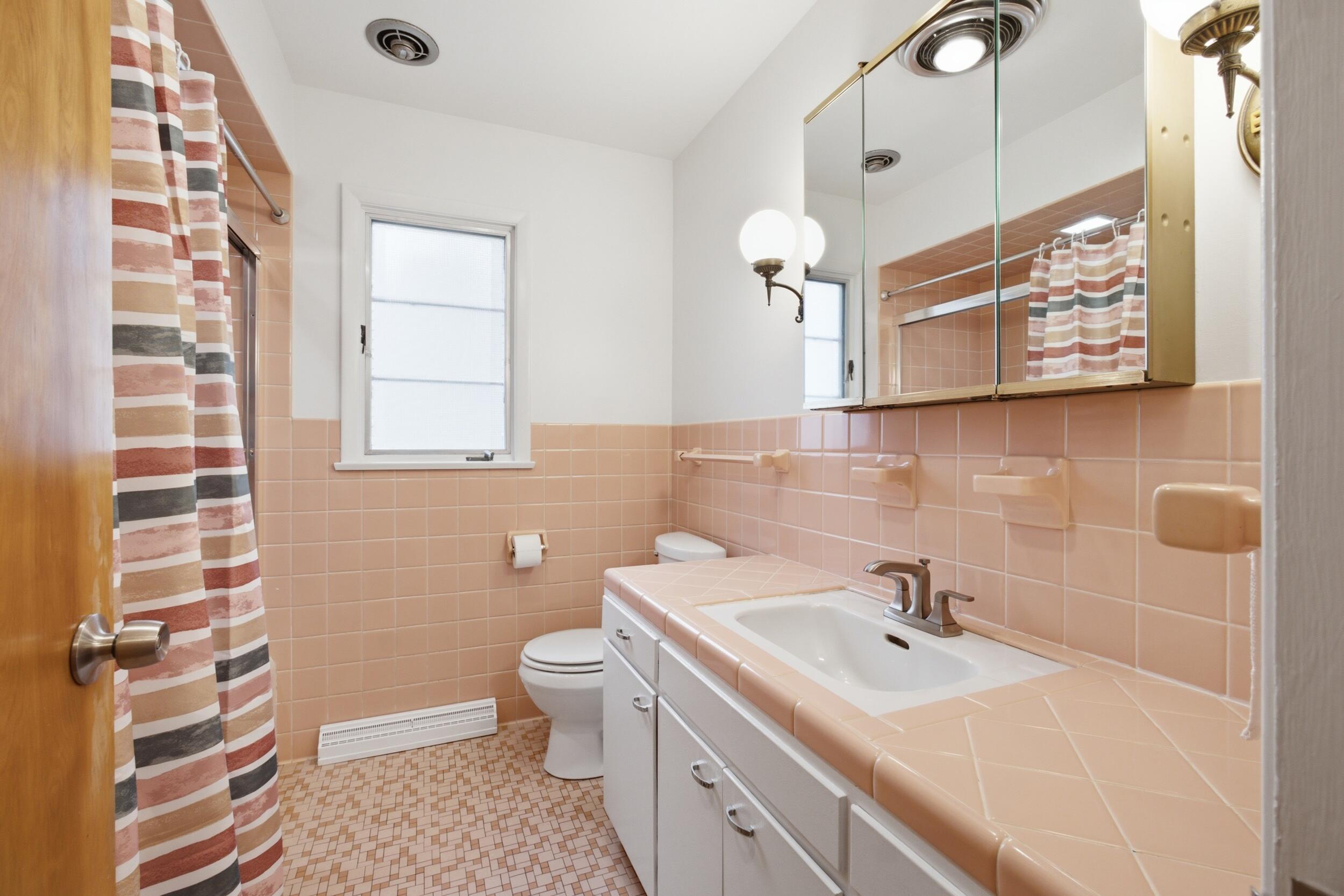 1631 Glen Avenue Muskegon MI 49441
