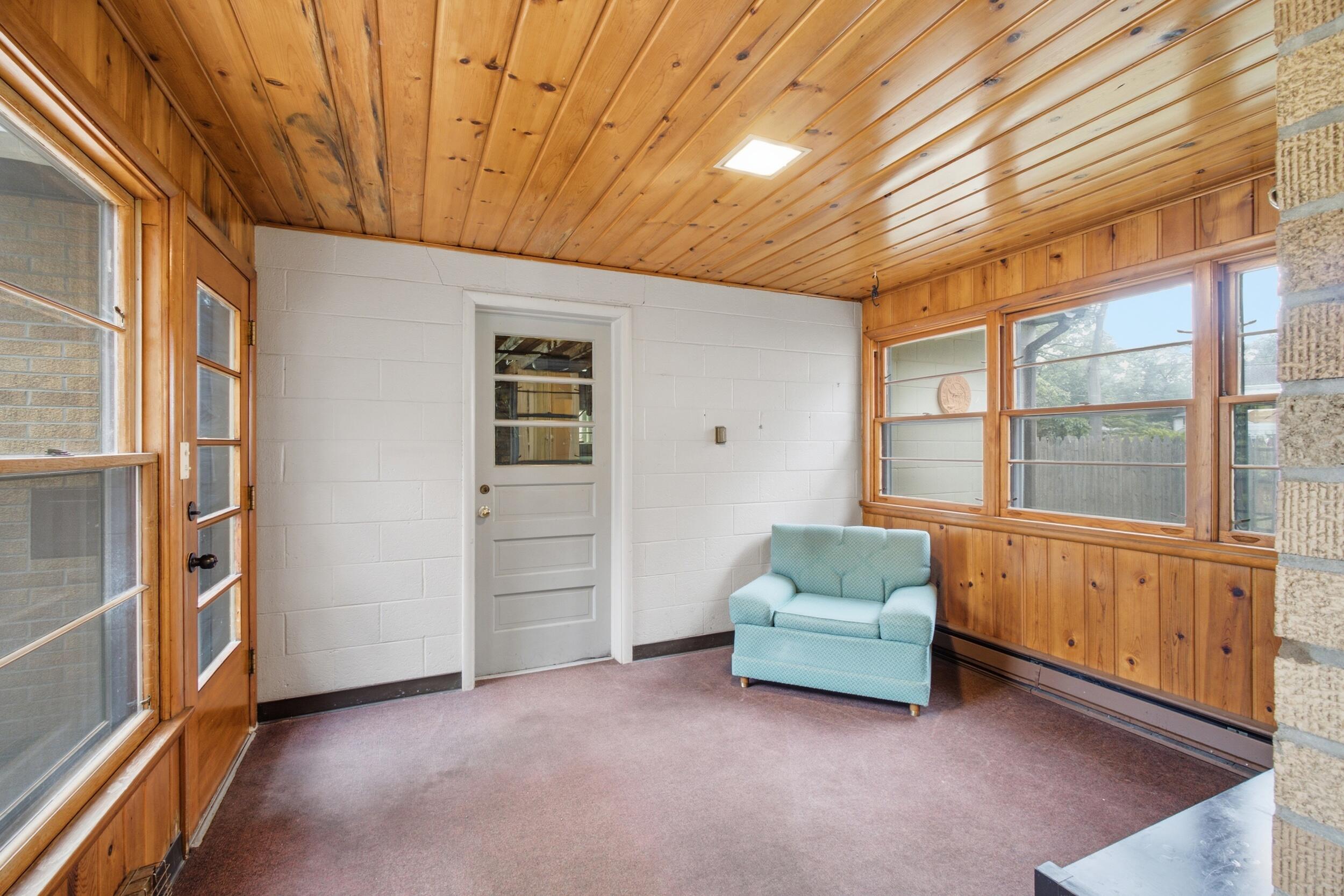 1631 Glen Avenue Muskegon MI 49441