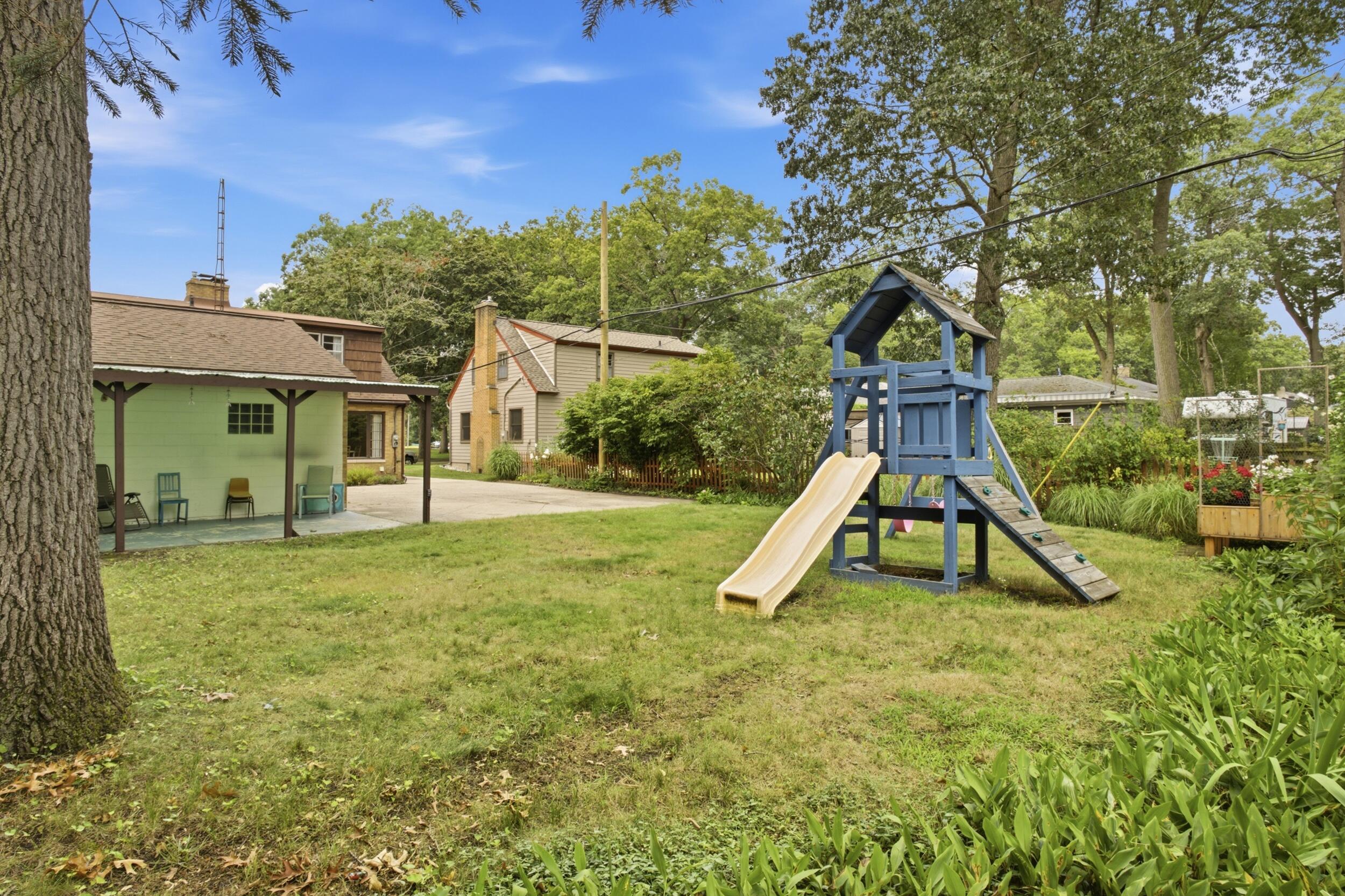 1631 Glen Avenue Muskegon MI 49441