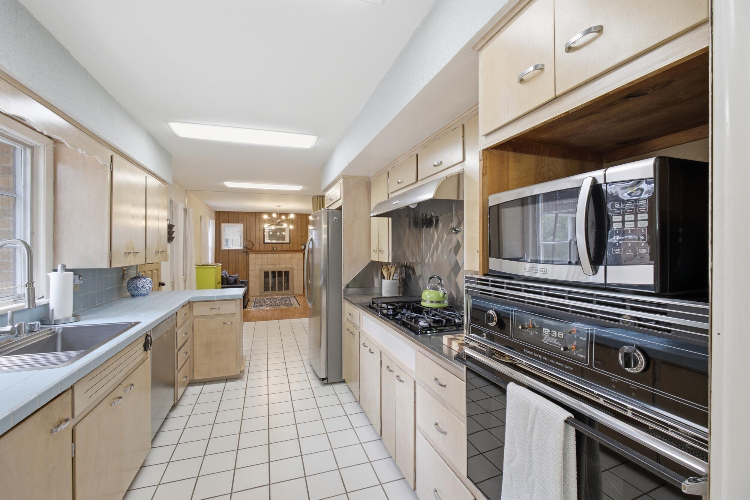 1631 Glen Avenue Muskegon MI 49441