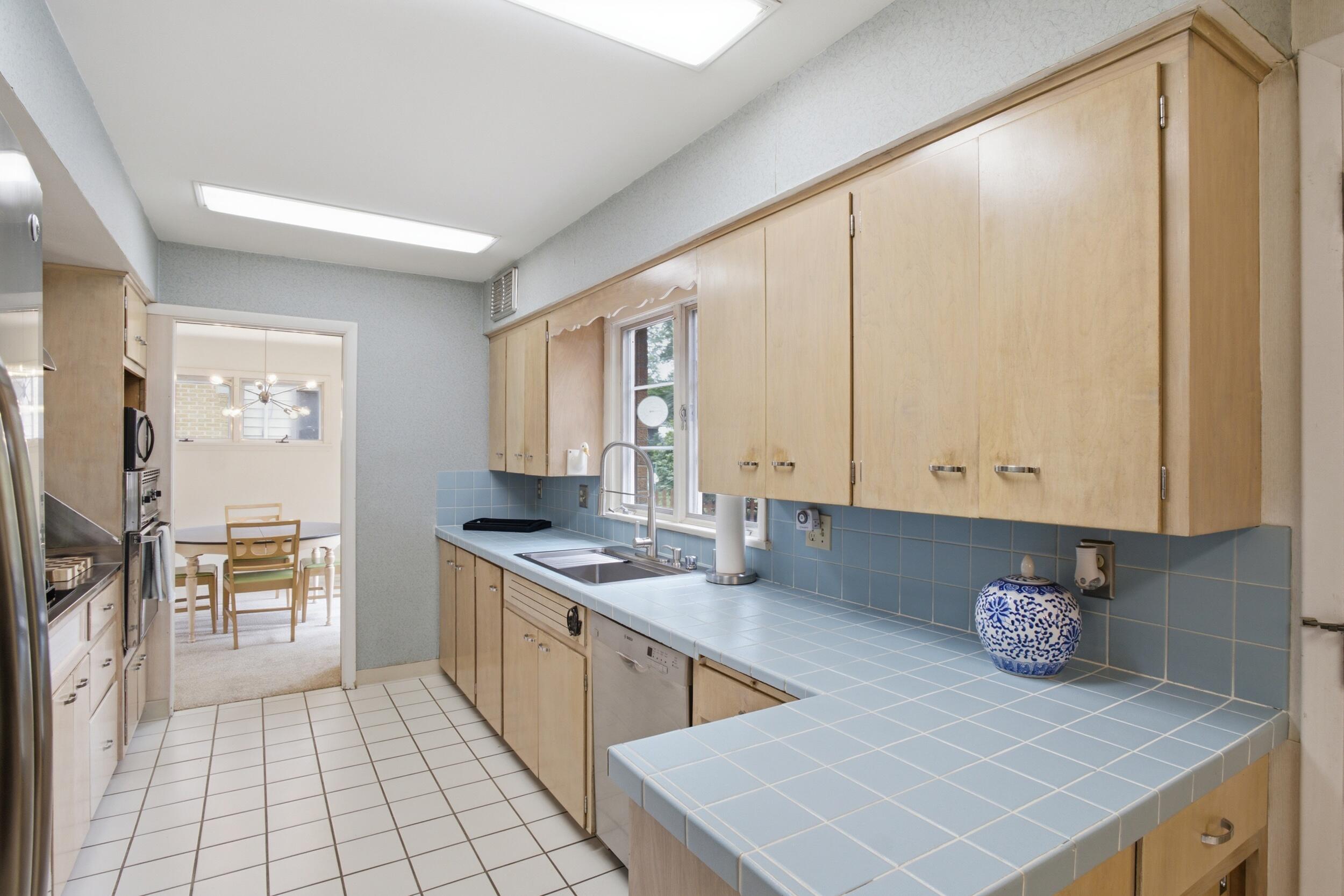 1631 Glen Avenue Muskegon MI 49441