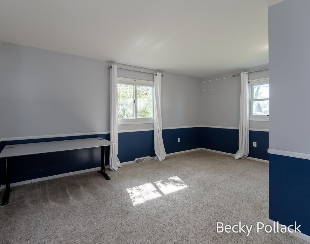 338 N 145th Avenue Holland MI 49424