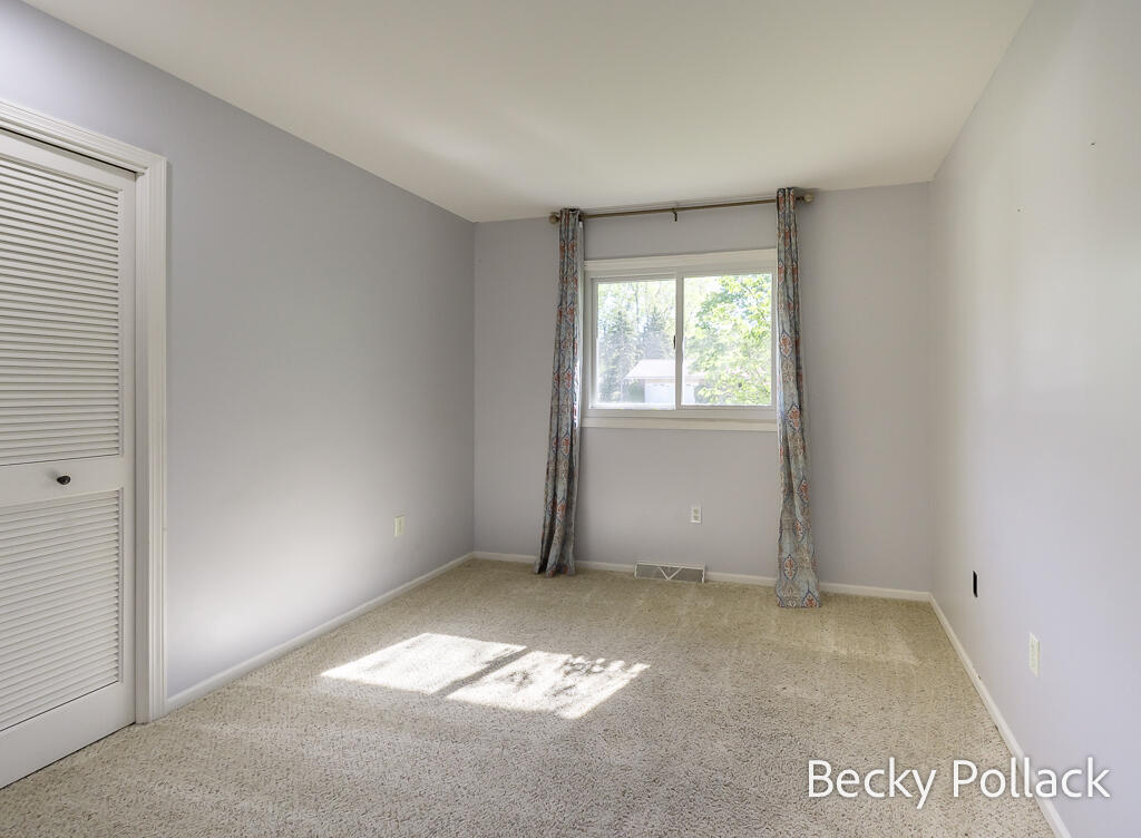 338 N 145th Avenue Holland MI 49424