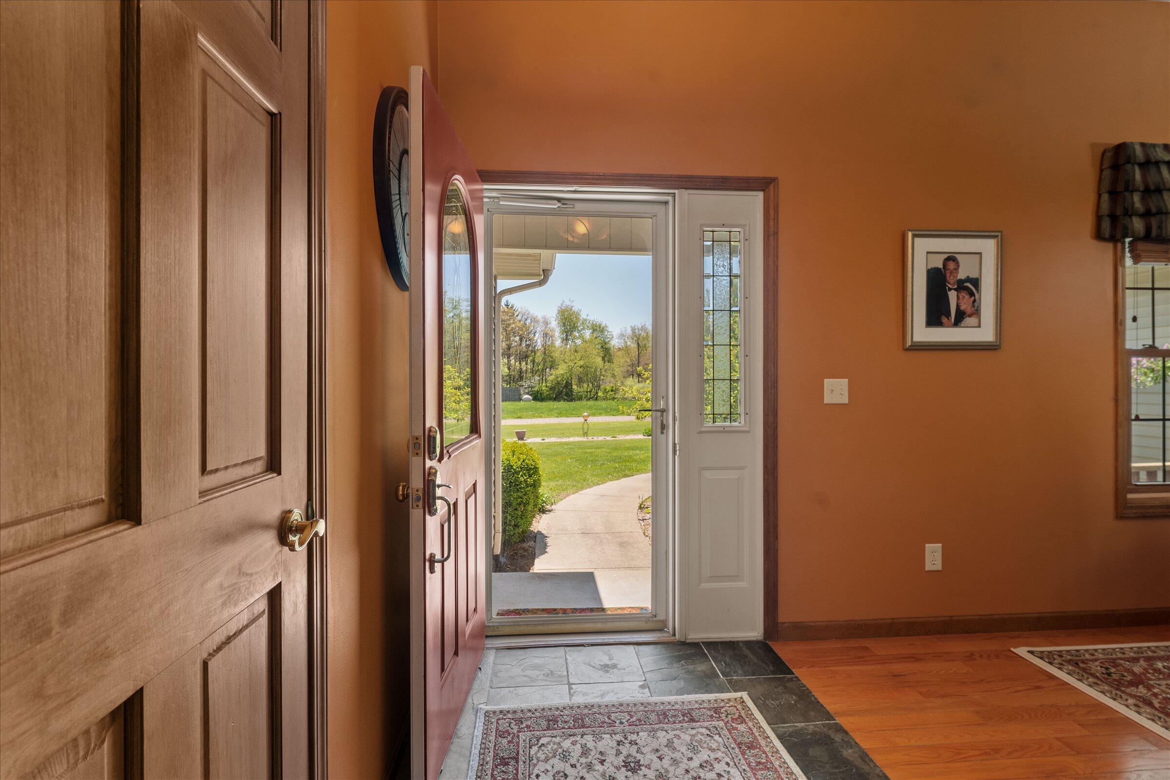 27100 Deerfield Lane Edwardsburg MI 49112