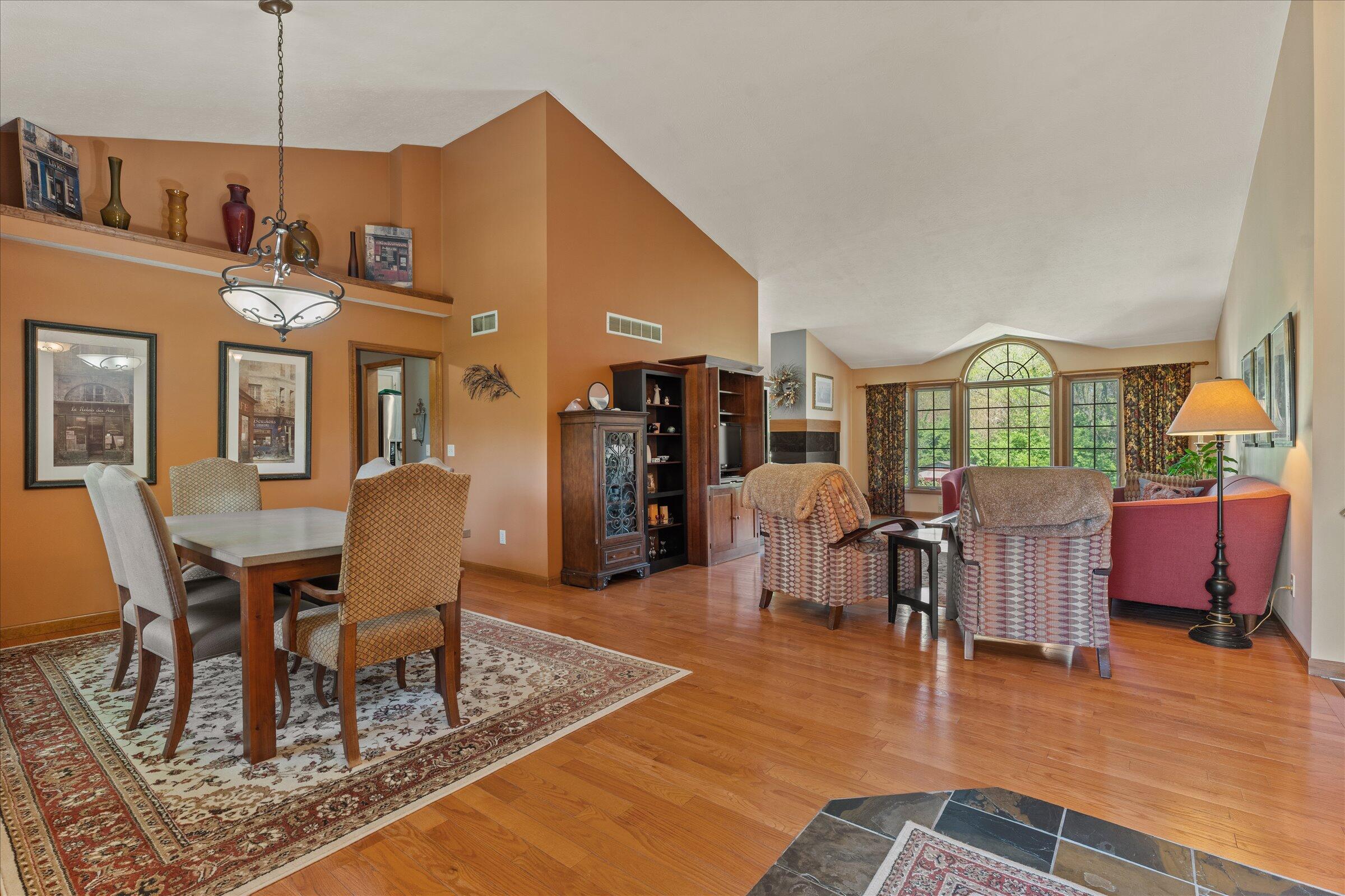 27100 Deerfield Lane Edwardsburg MI 49112