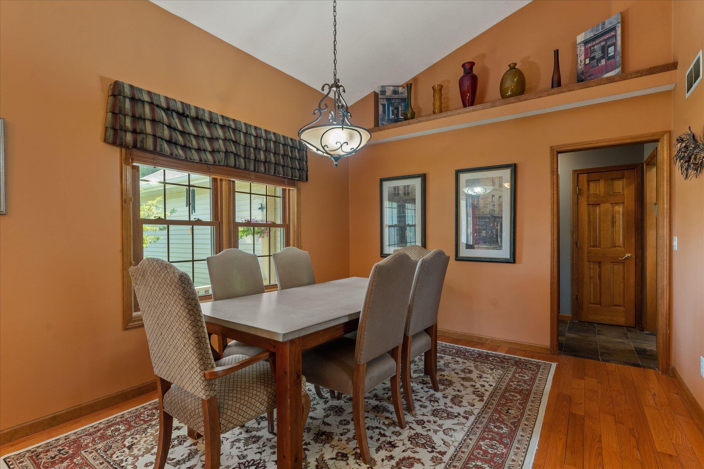 27100 Deerfield Lane Edwardsburg MI 49112