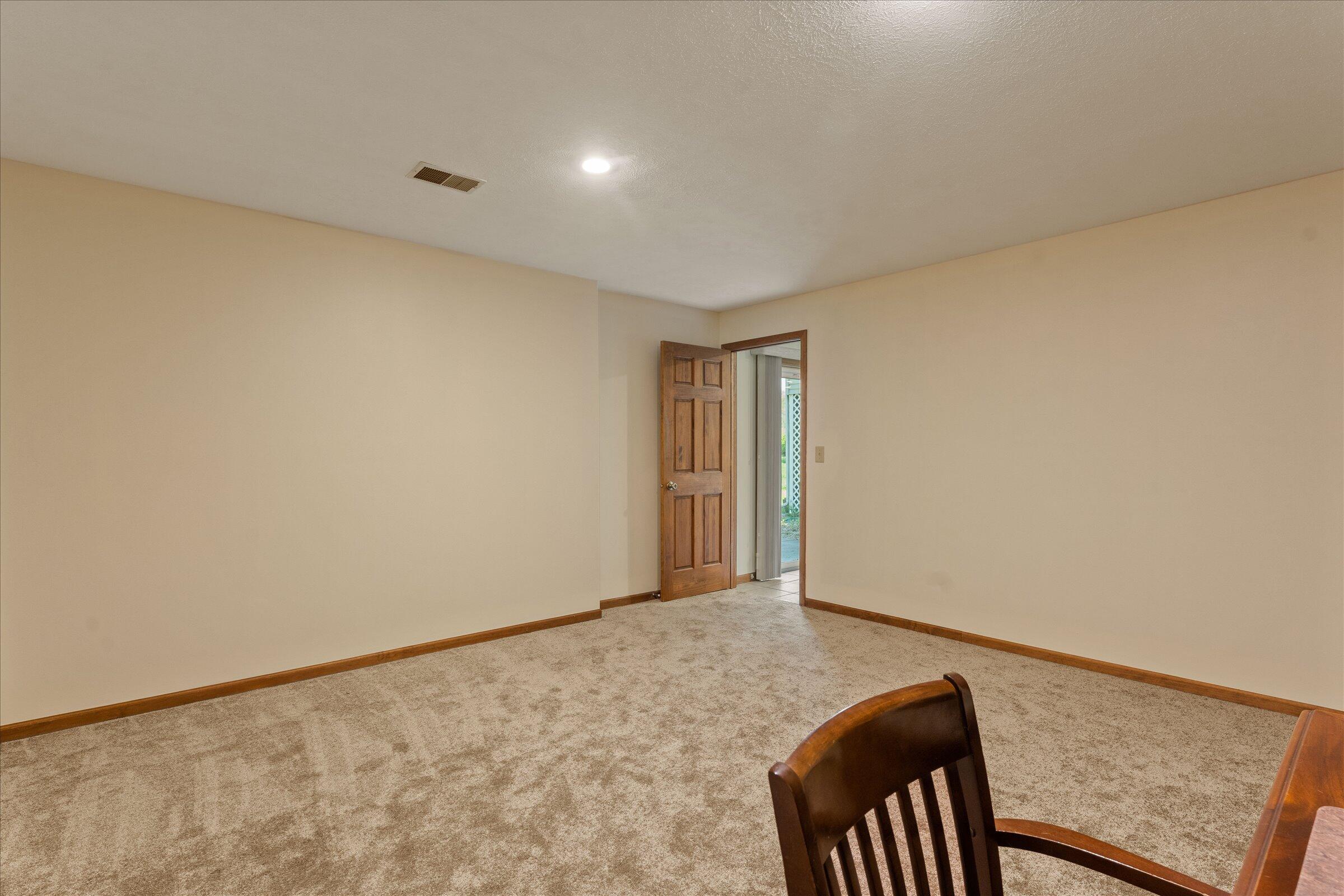 27100 Deerfield Lane Edwardsburg MI 49112