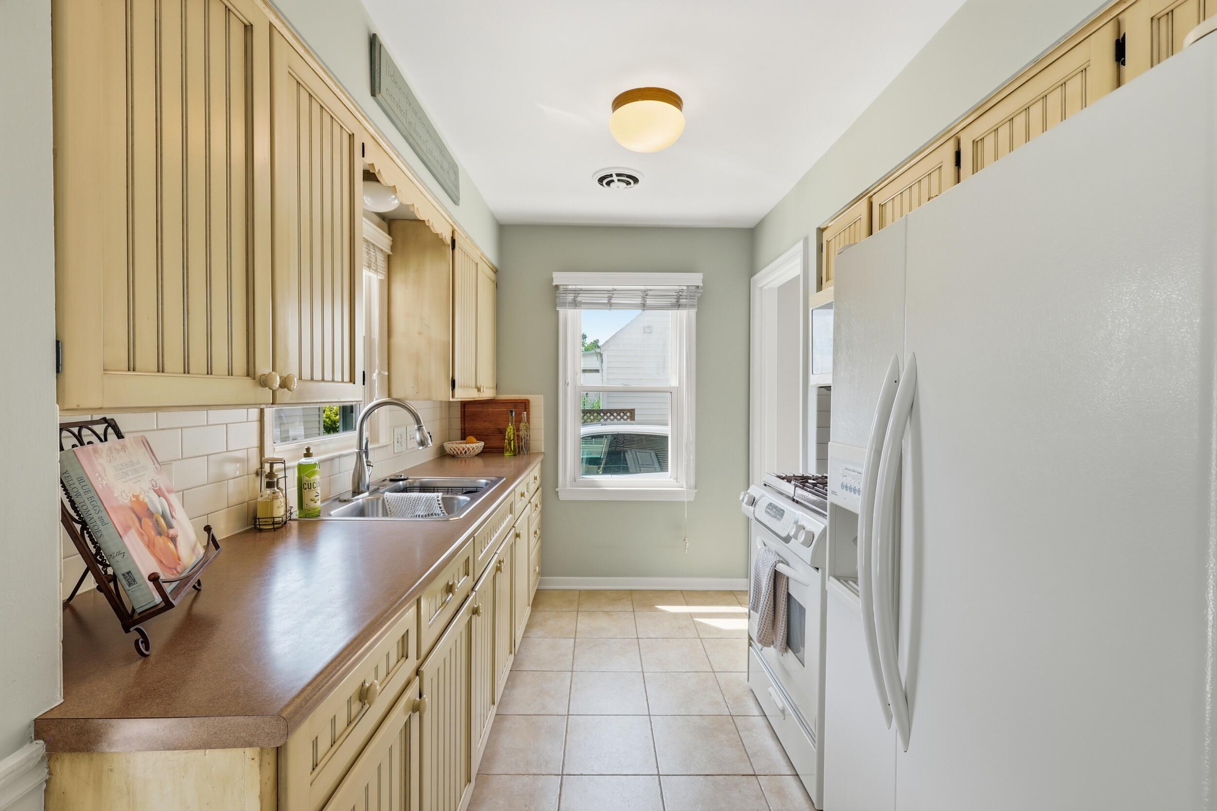 246 Alten Avenue NE Grand Rapids MI 49503