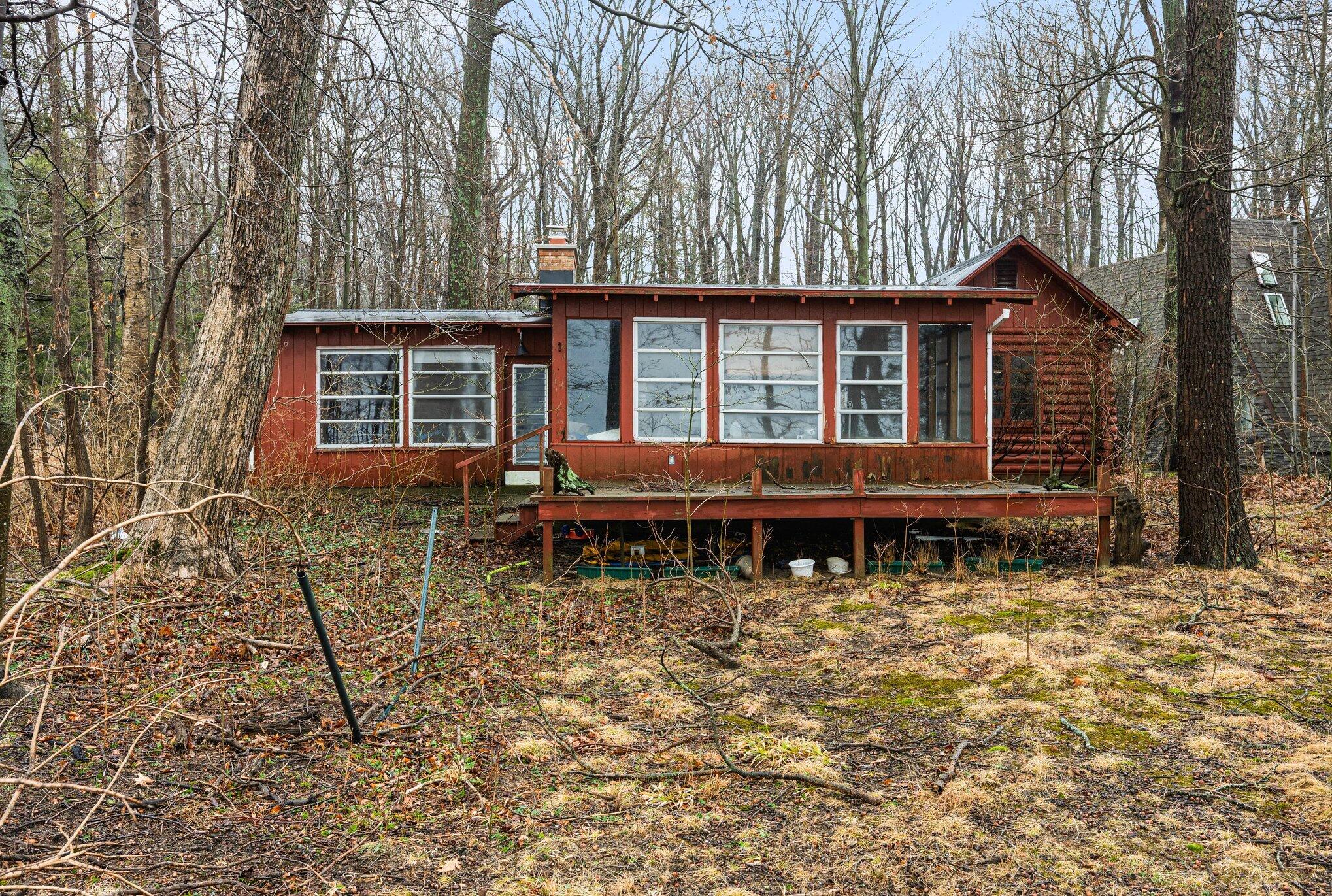 1812 Morning Glory Lane Fennville MI 49408
