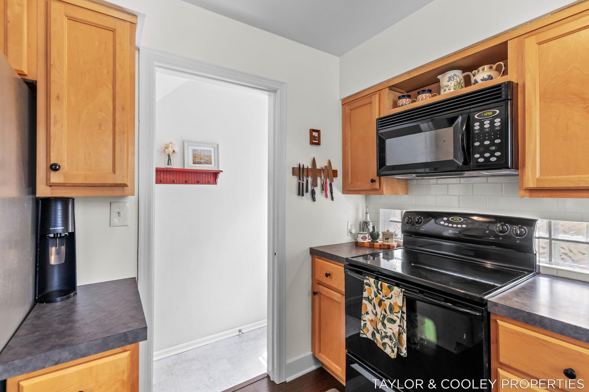 1518 Gladstone Drive SE Grand Rapids MI 49506
