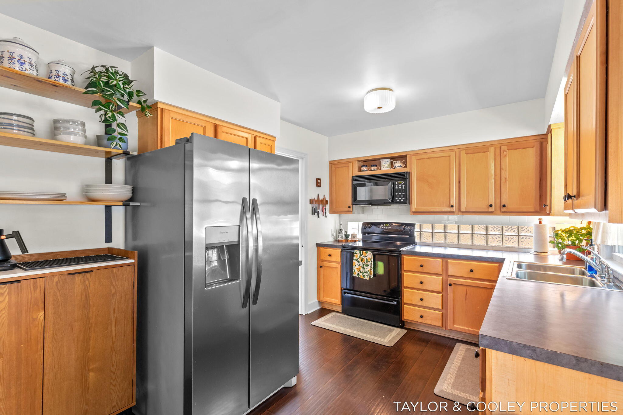 1518 Gladstone Drive SE Grand Rapids MI 49506