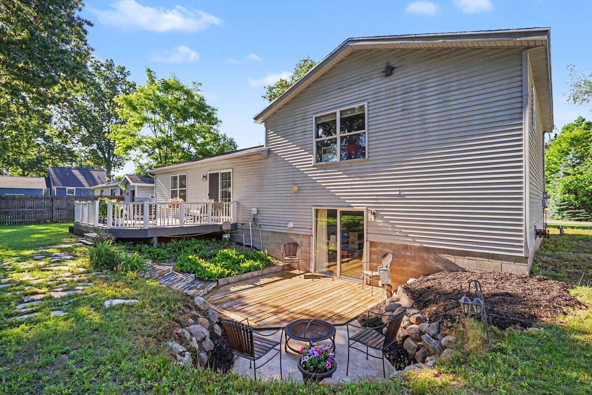 102 Eugene Avenue Norton Shores MI 49441