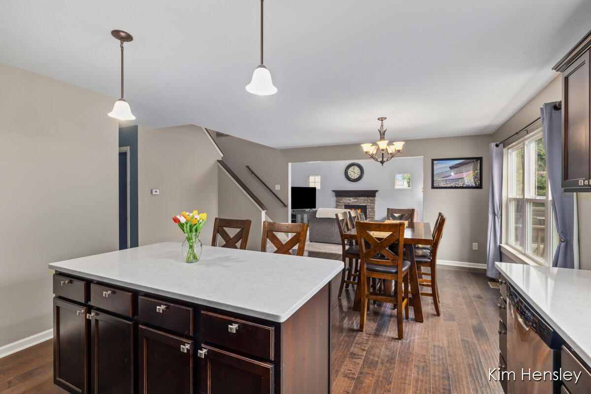 678 Orchard Court NE Rockford MI 49341