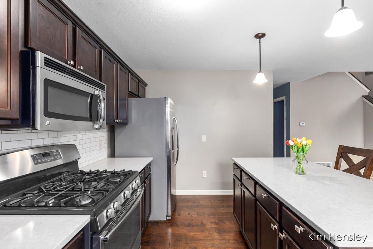 678 Orchard Court NE Rockford MI 49341
