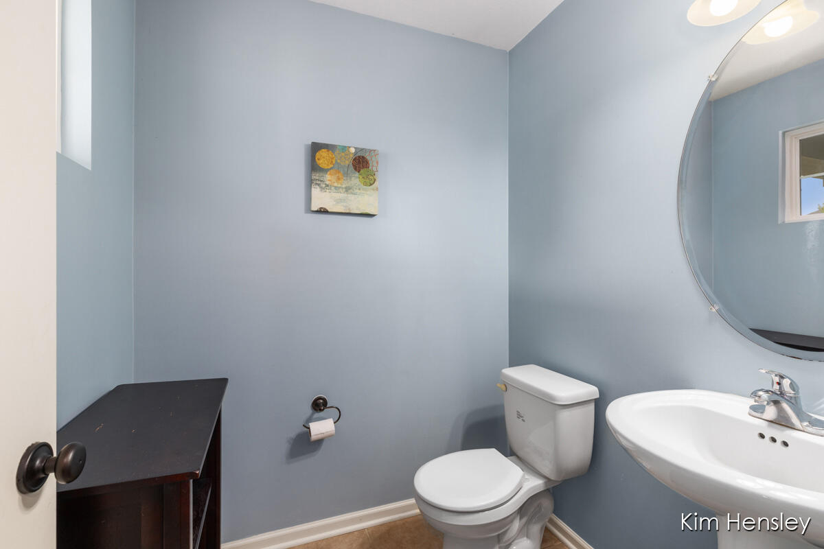 678 Orchard Court NE Rockford MI 49341