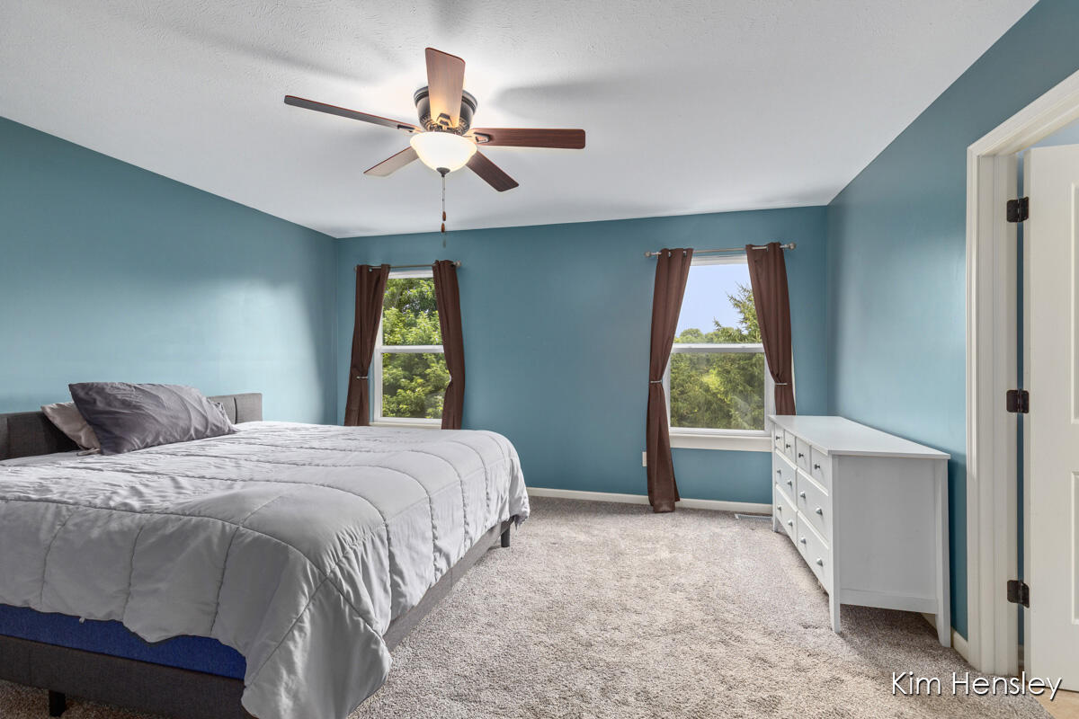 678 Orchard Court NE Rockford MI 49341