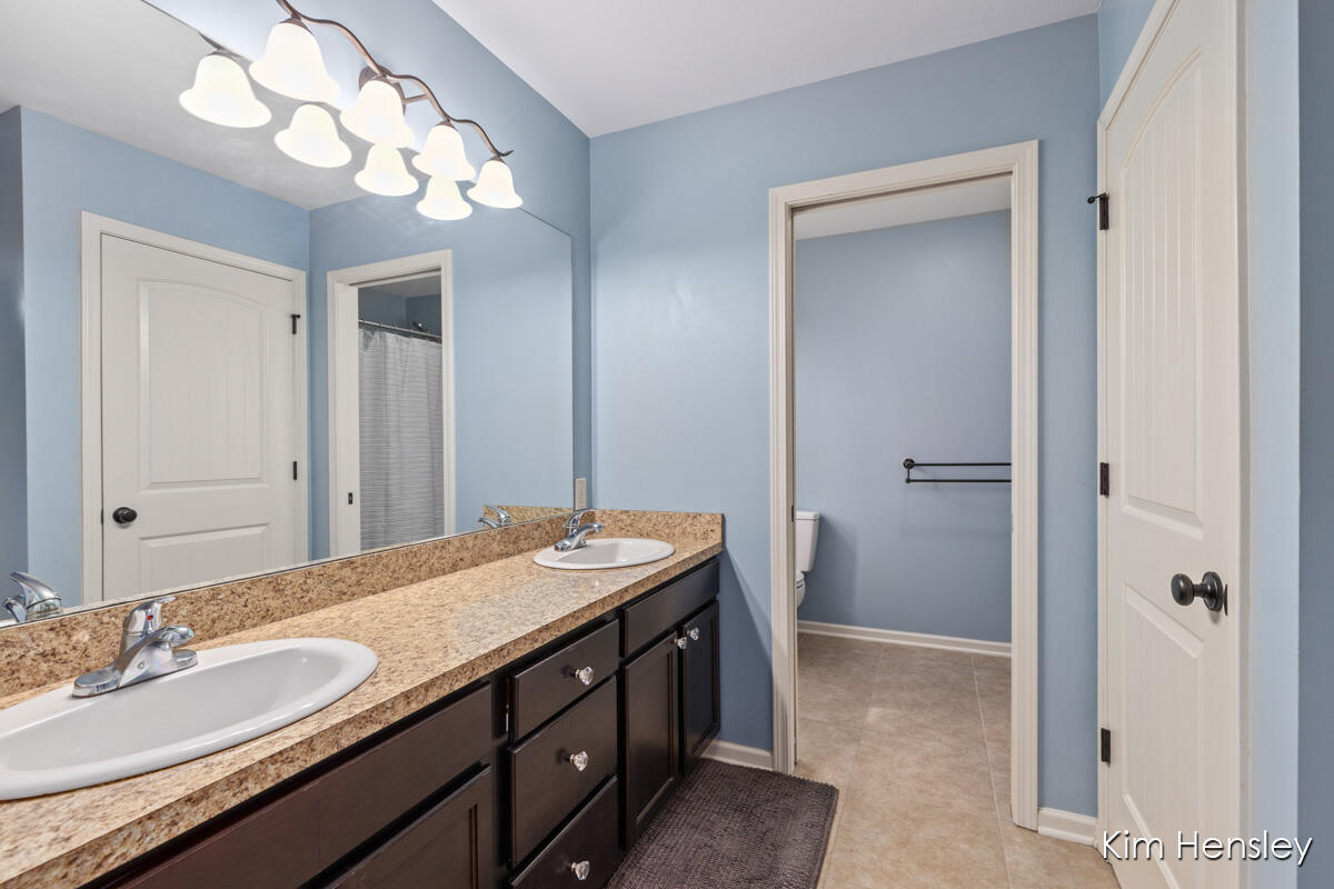 678 Orchard Court NE Rockford MI 49341