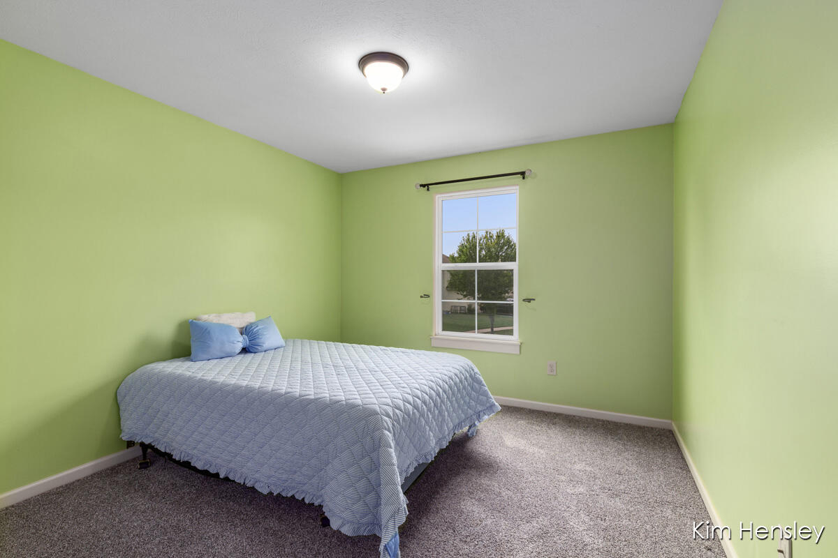 678 Orchard Court NE Rockford MI 49341
