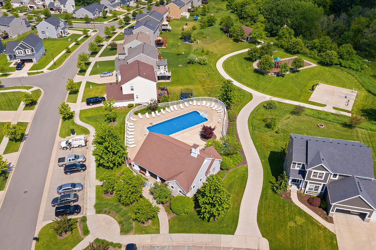 678 Orchard Court NE Rockford MI 49341