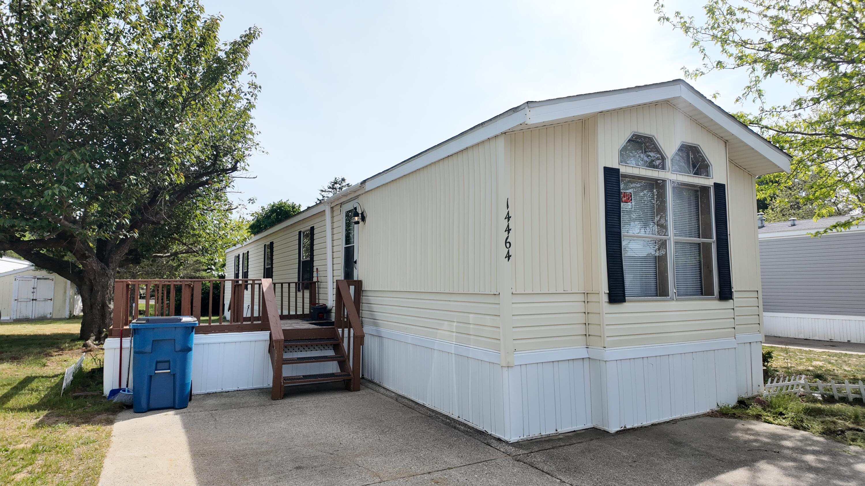 14464 Lemontree Lane West Olive MI 49460
