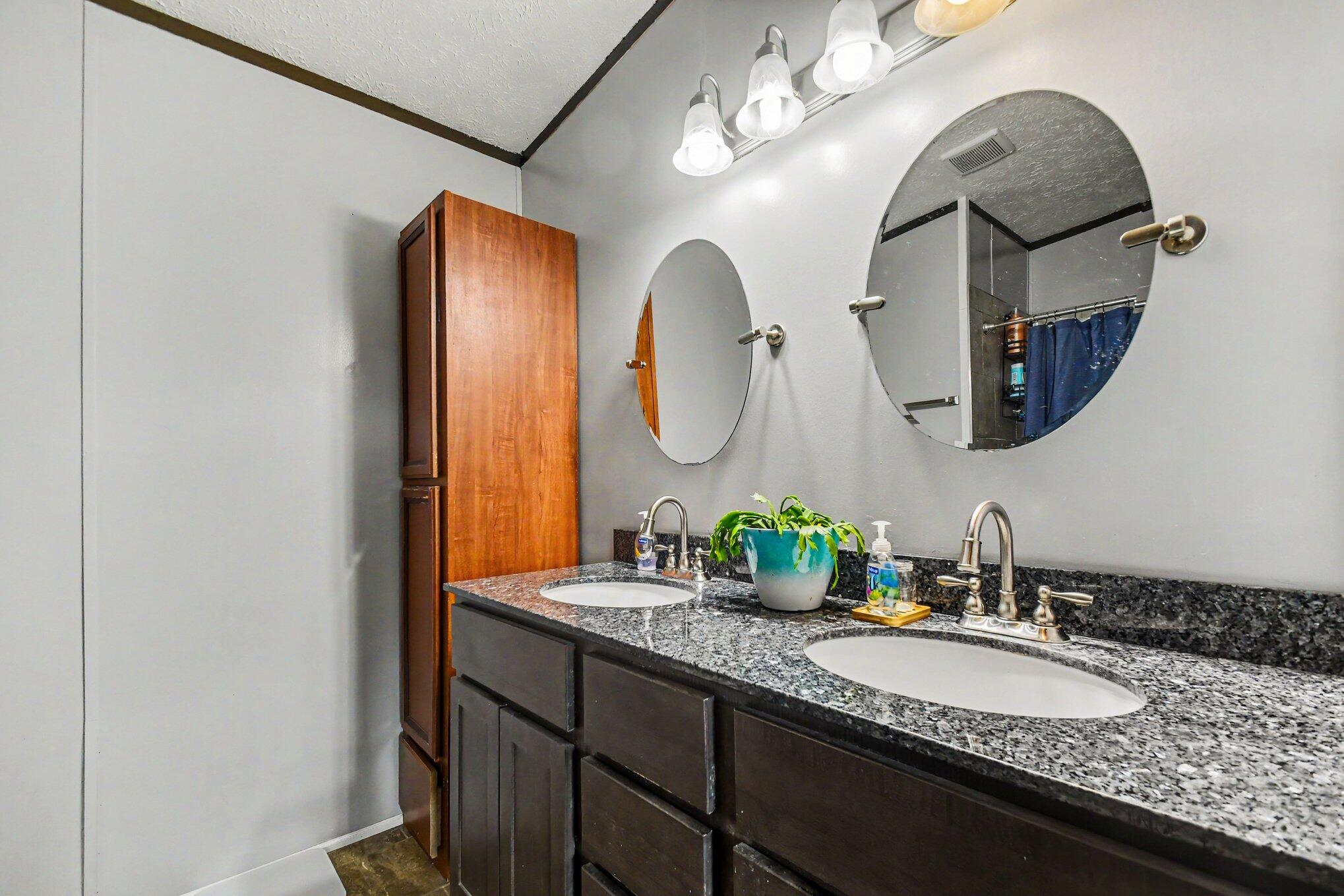 3065 Chamberlain Road Buchanan MI 49107