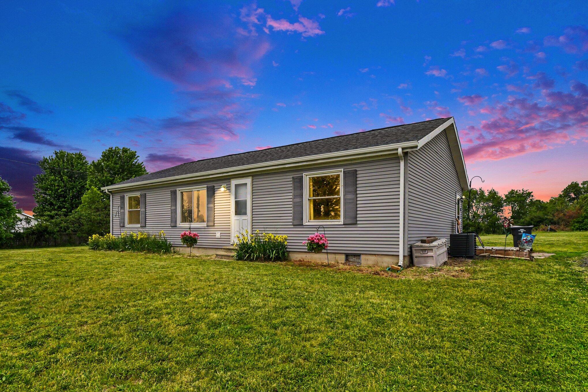 3065 Chamberlain Road Buchanan MI 49107