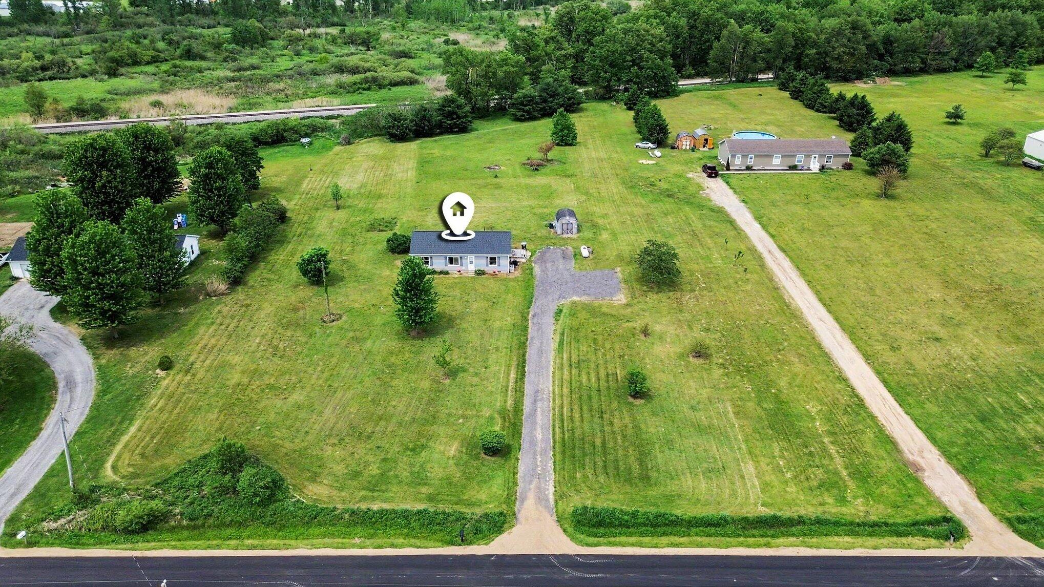 3065 Chamberlain Road Buchanan MI 49107