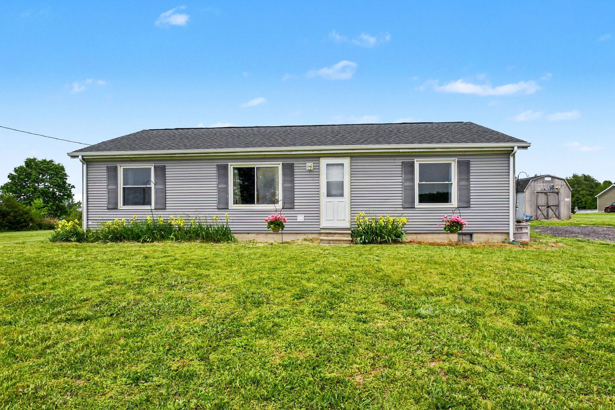 3065 Chamberlain Road Buchanan MI 49107