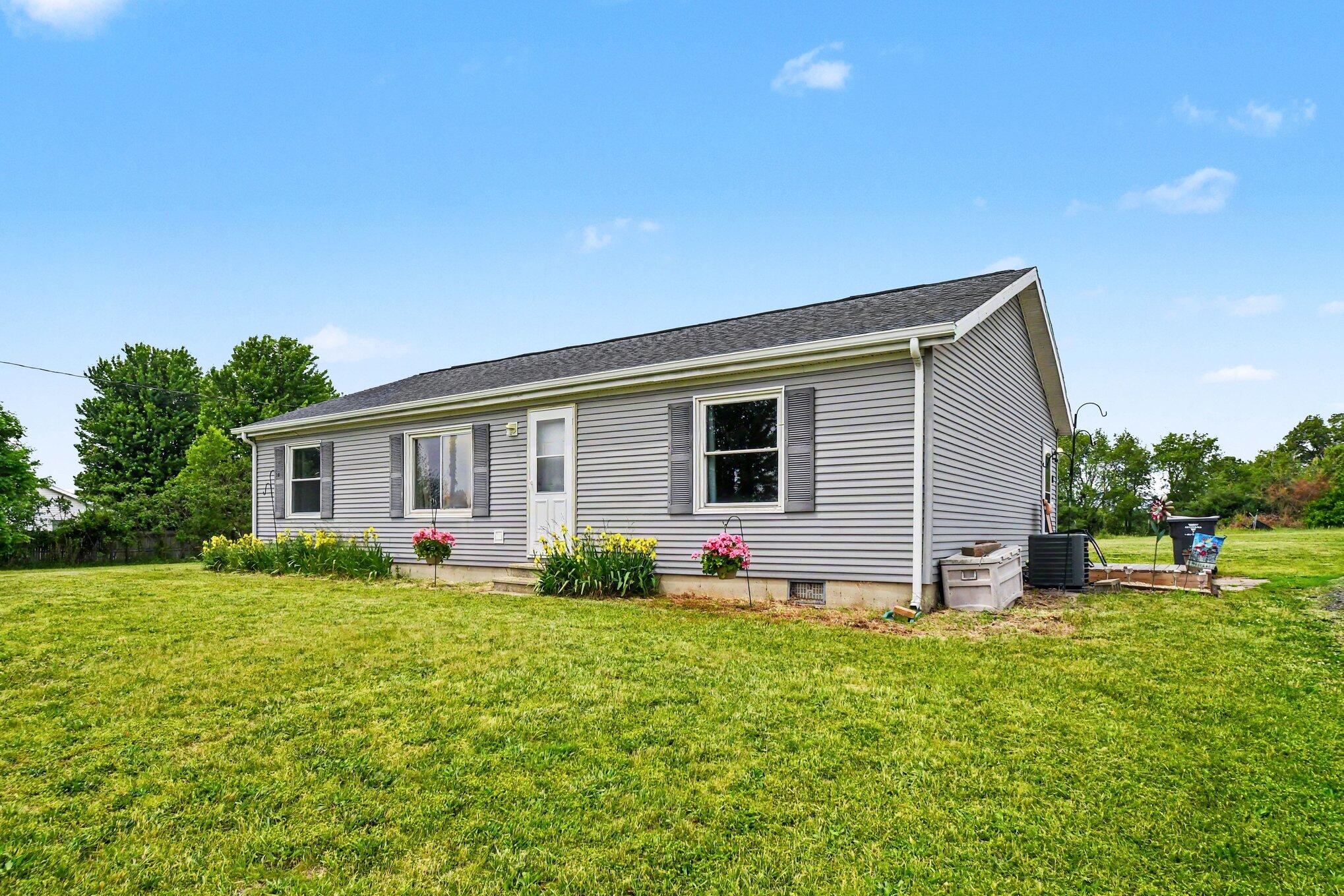 3065 Chamberlain Road Buchanan MI 49107