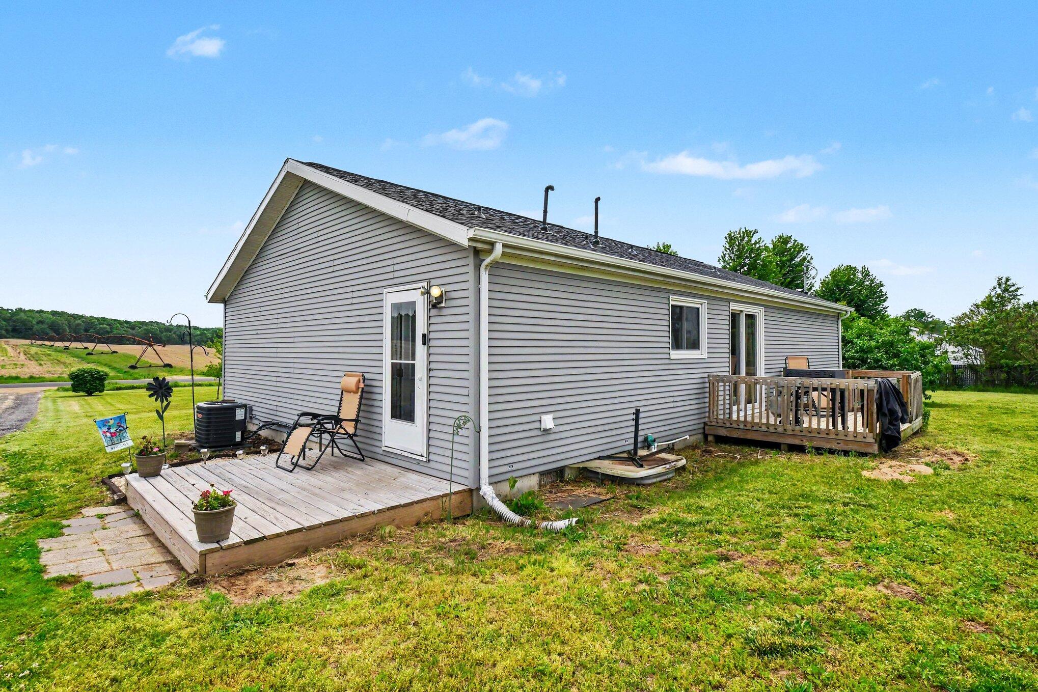 3065 Chamberlain Road Buchanan MI 49107